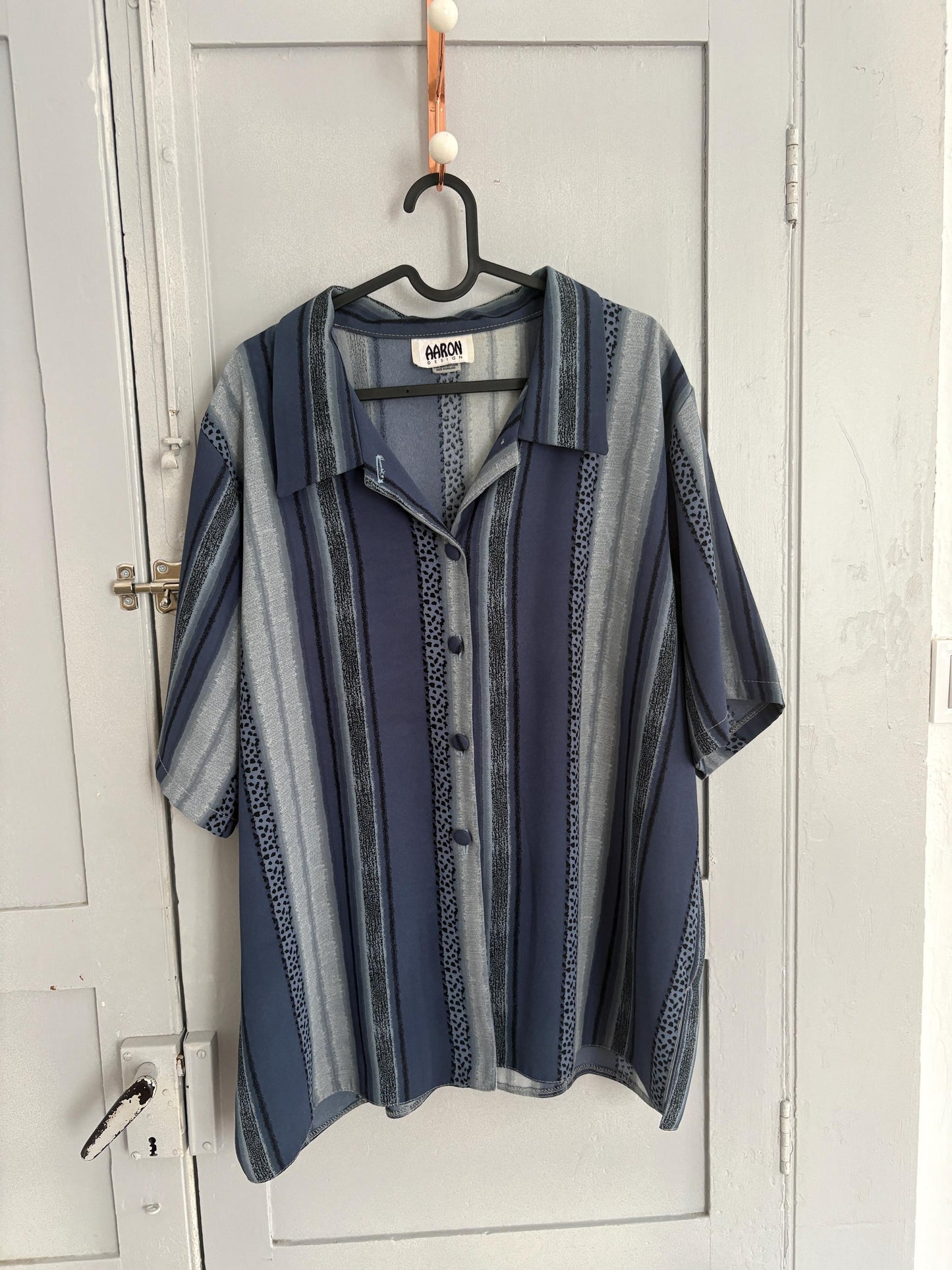 Vintage Aaron Design striped blue shirt made in England, unisex boxy fit retro button up, Groovy 80s - 90s fashion, Size L
