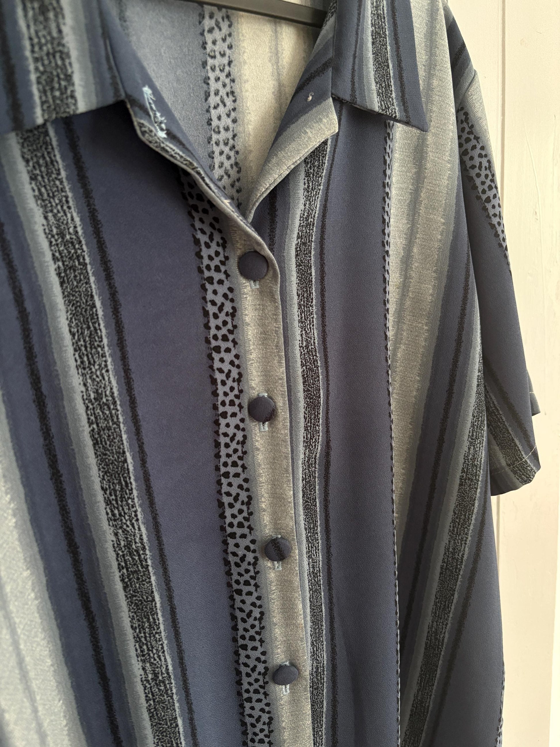 Vintage Aaron Design striped blue shirt made in England, unisex boxy fit retro button up, Groovy 80s - 90s fashion, Size L