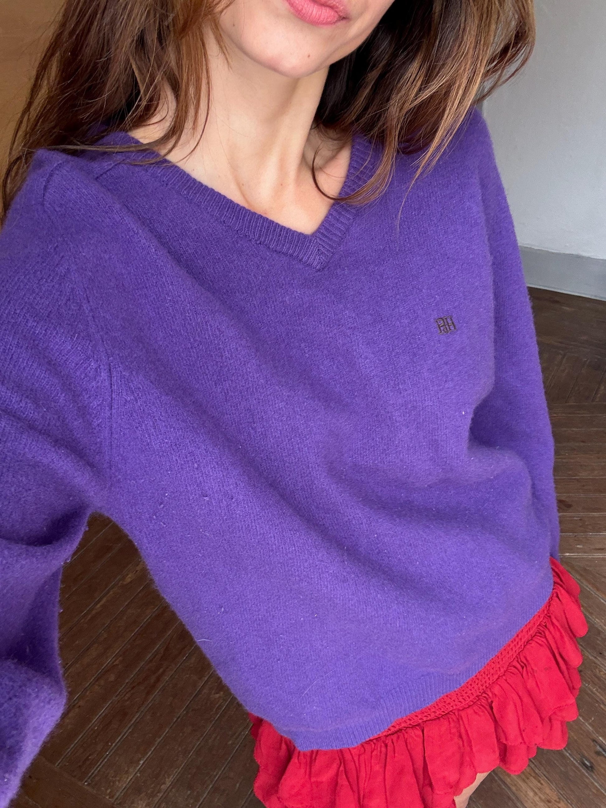 Vintage Geelong lambswool purple jumper by Pedro del Hierro – cozy soft knit, v-neck, size S