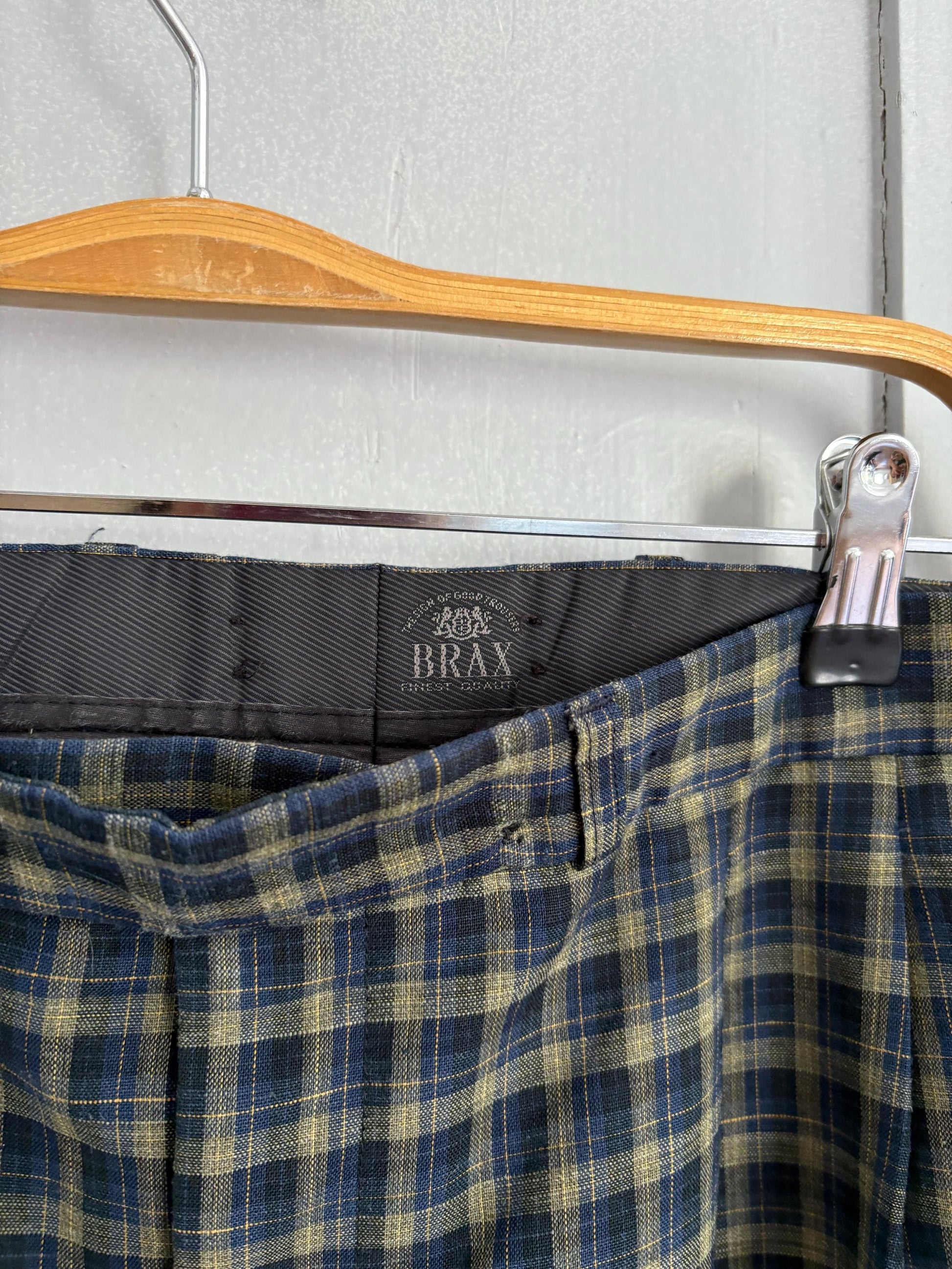 Vintage Brax plaid pants, Dark Academia trousers, Peek and Cloppenburg linen wool blend winter pants, Size XL - EU 44 - 46