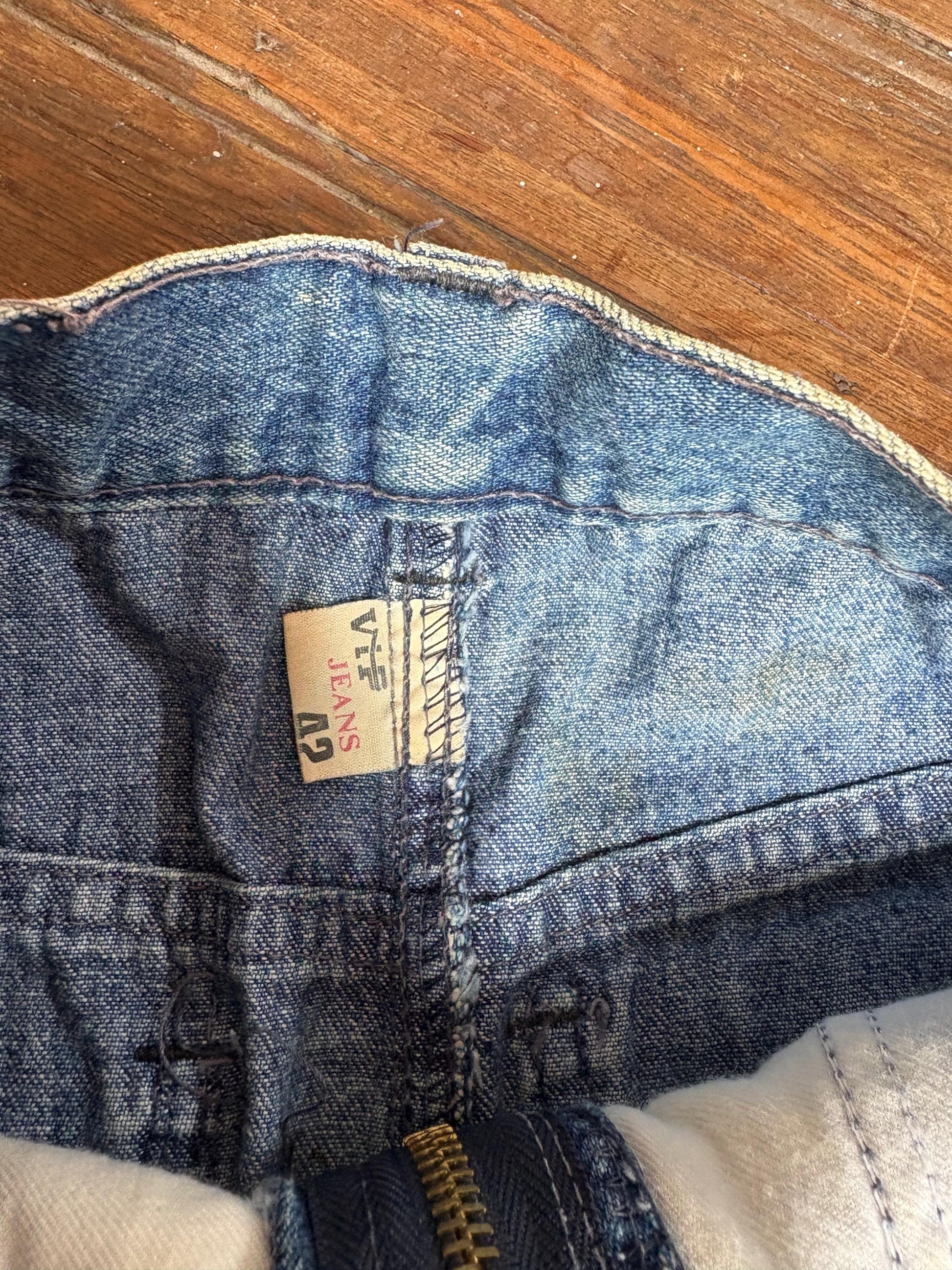 Vintage Denim Mini Skirt Made in Italy VIP Jeans Size 42 – Sexy & Stylish Y2K Aesthetic, Size S.