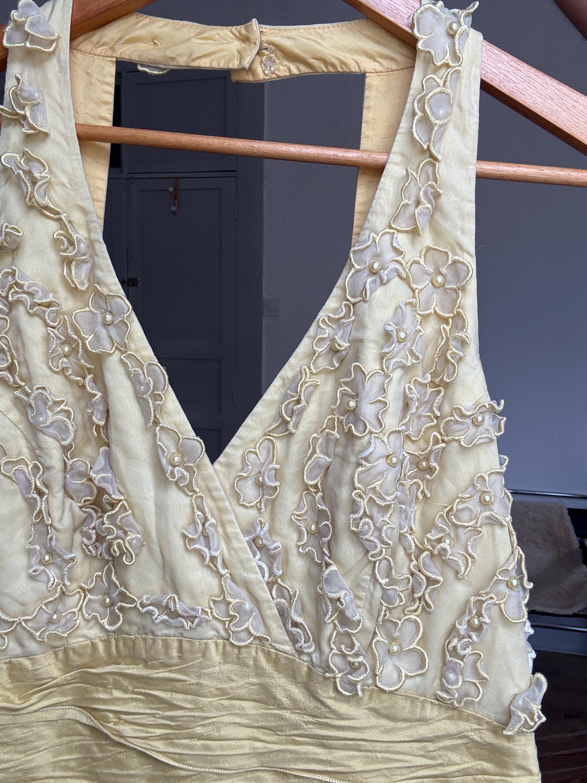 Vintage Luisa Spagnoli silk cocktail dress – lemon yellow embroidered floral bodice, EU 44, elegant party dress, Italian designer