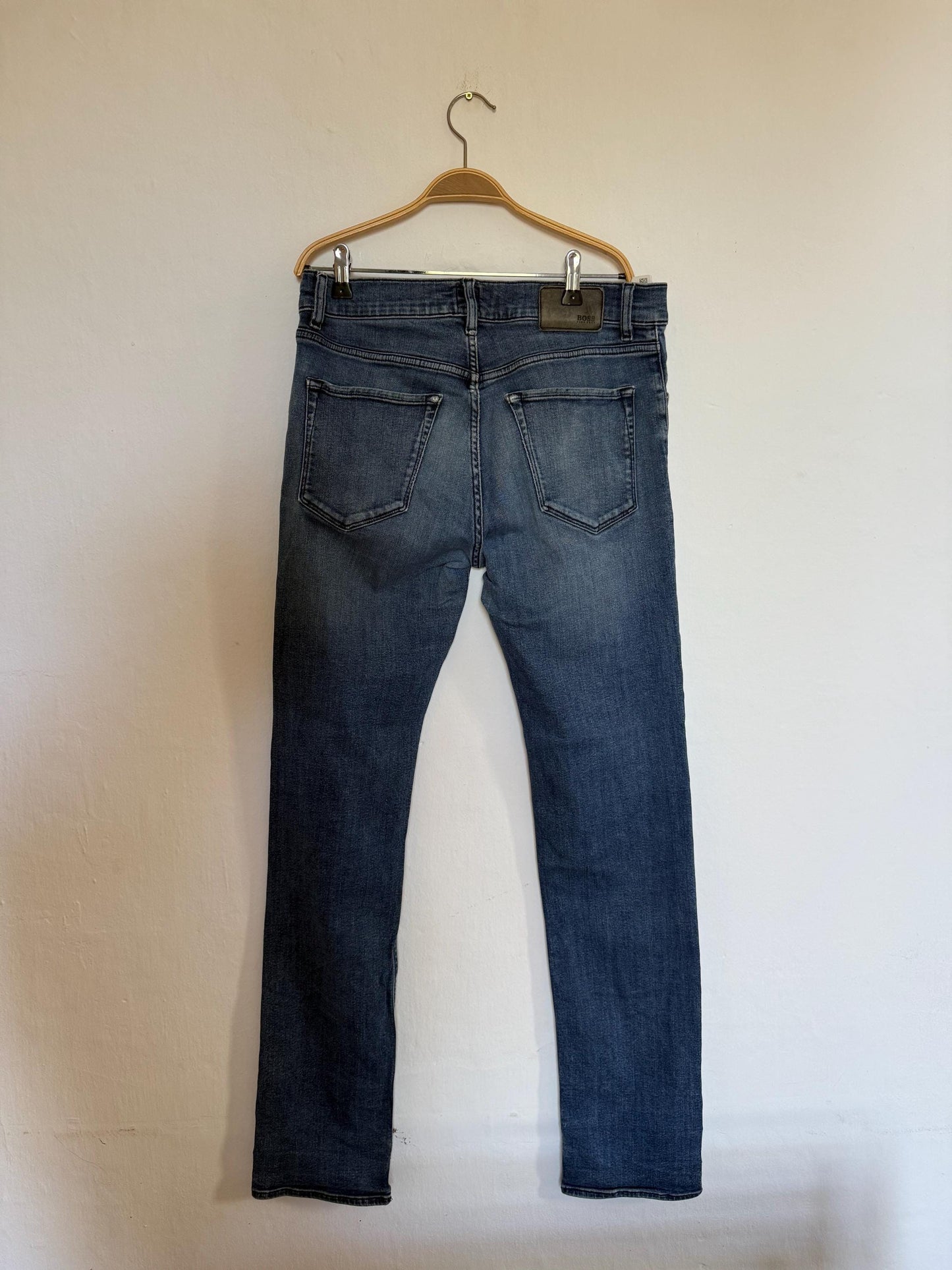 Hugo boss jeans size 32/34 de blue wash trousers men’s straight leg denim pants w39 l107 eu m us m