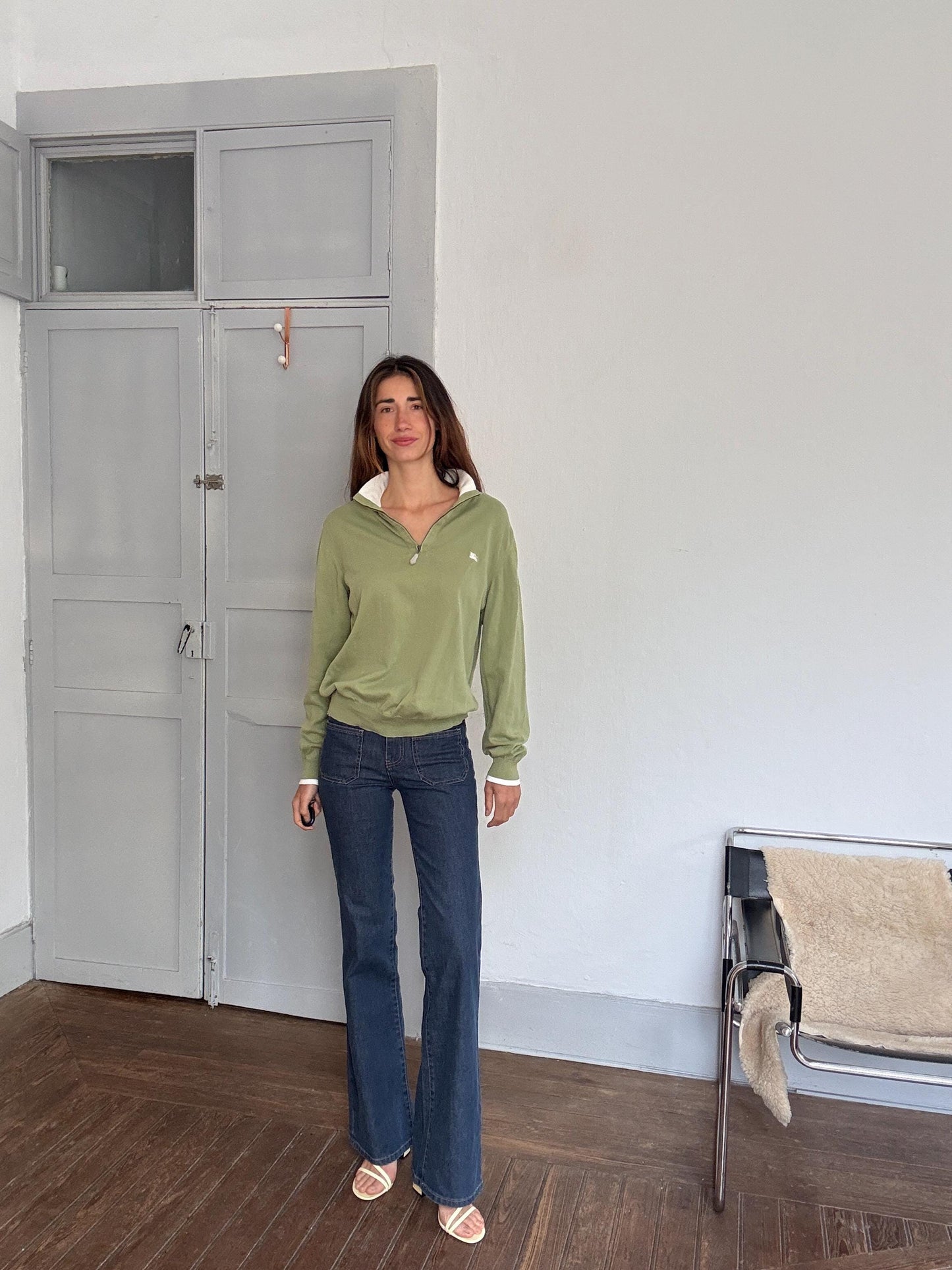 Vintage Burberry London polo jumper – sage green zip collar, tag size 5, 100% cotton, unisex fit, styled on woman, classic Y2K look