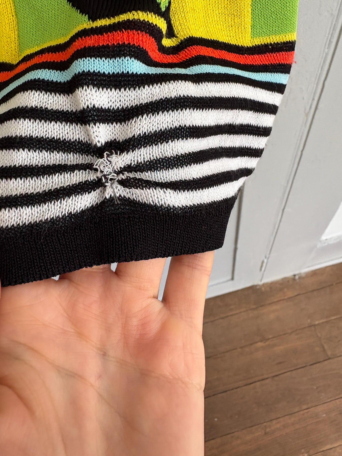 Vintage Colourful mini dress, Vibrant pop of colour bold geometric tight dress, Retro aesthetic mini outfit, Size XS