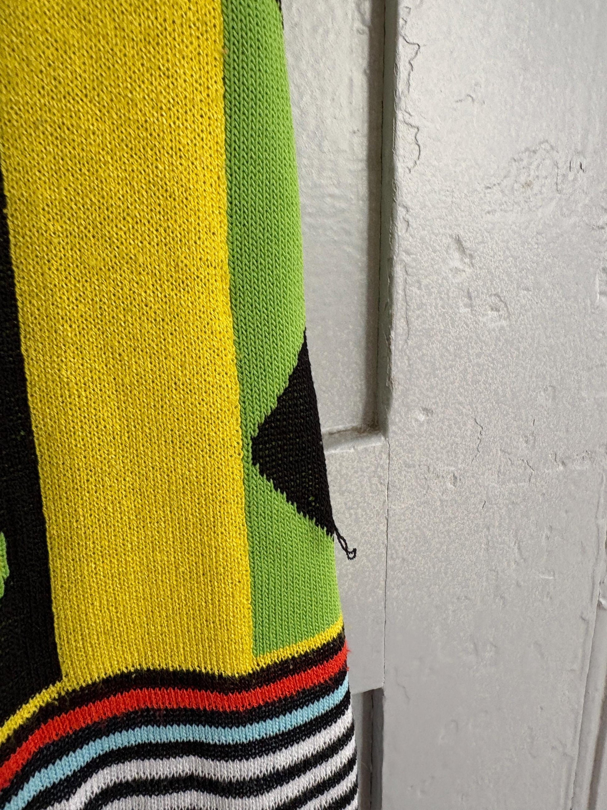 Vintage Colourful mini dress, Vibrant pop of colour bold geometric tight dress, Retro aesthetic mini outfit, Size XS