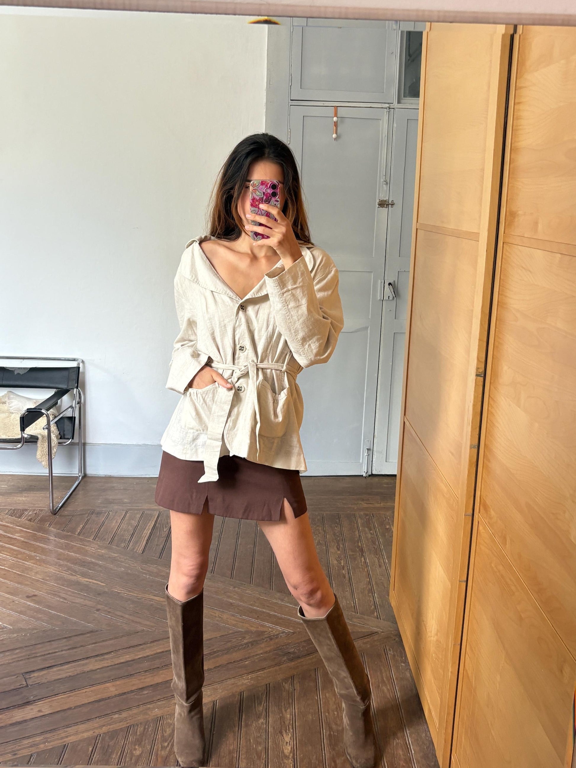 Vintage Linen Blazer in Natural Beige — detail