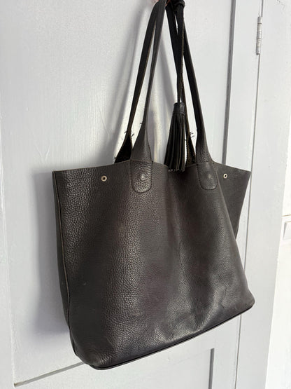Black Leather Minimalist Luxe Diaper Bag — additional view 10