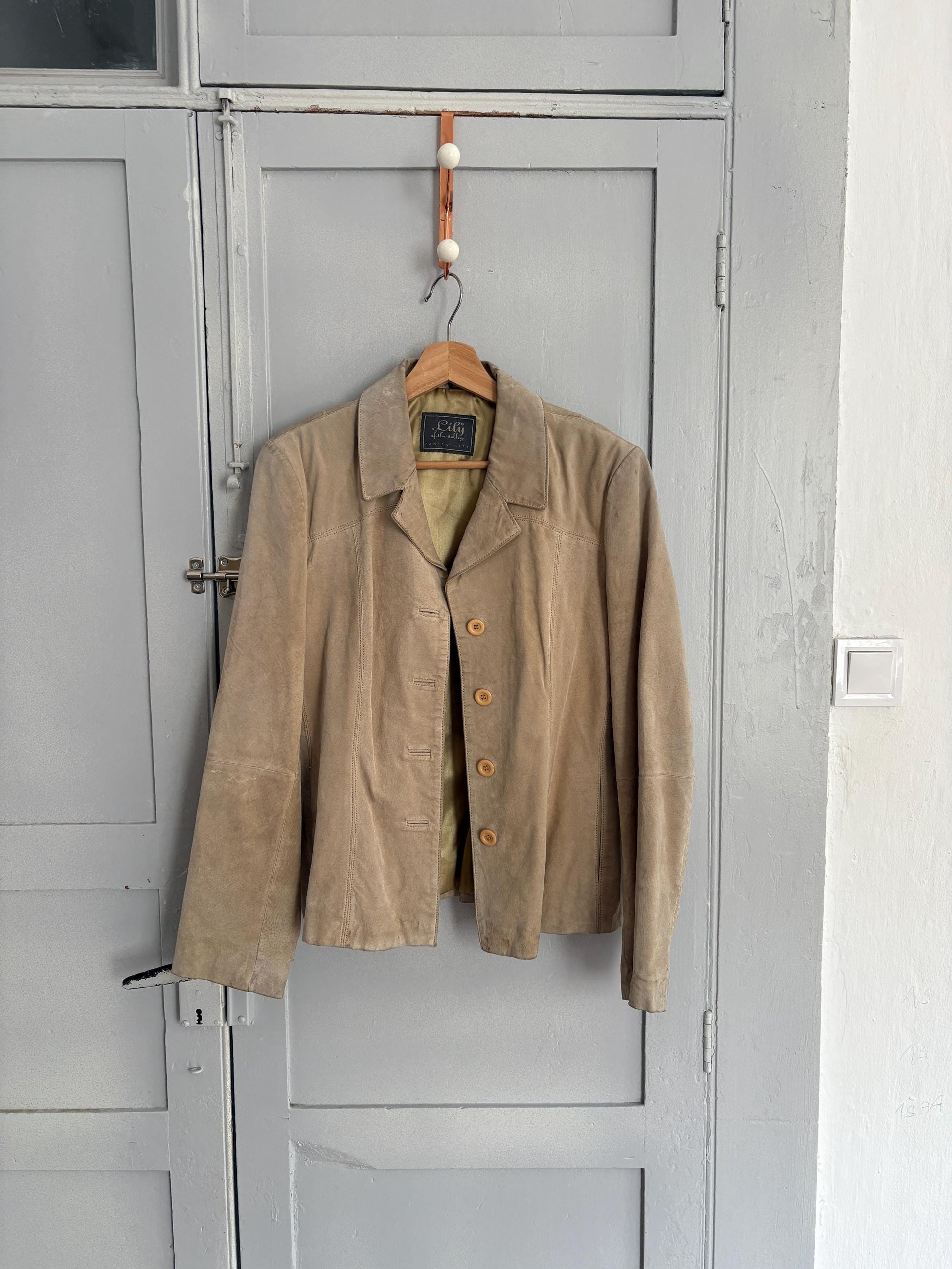 Vintage Suede Leather Jacket – Lilly of the Valley, Genuine Pigskin, Soft Beige Neutral, Size M