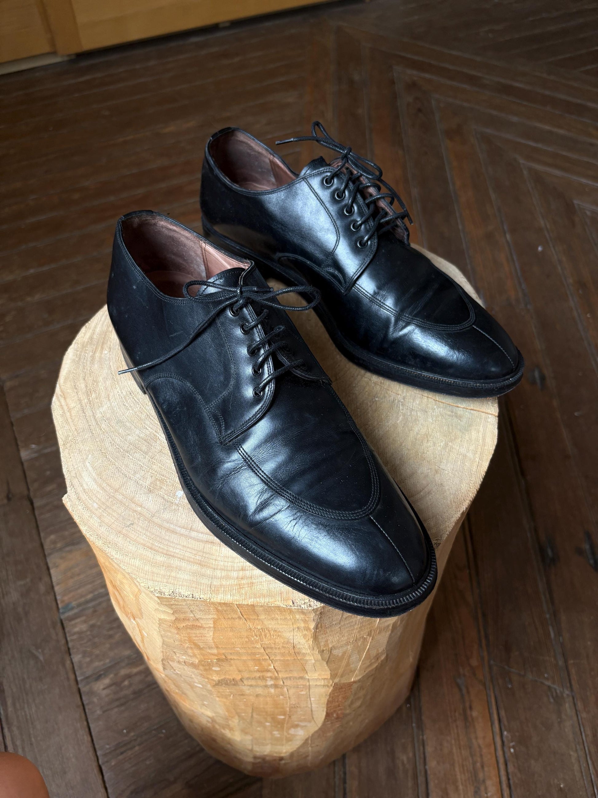 Vintage LOEWE Black Leather Derby Shoes – Size 44, Made in Spain, Timeless Classic Menswear, Loewe men shoes, Luxe dark academia wear