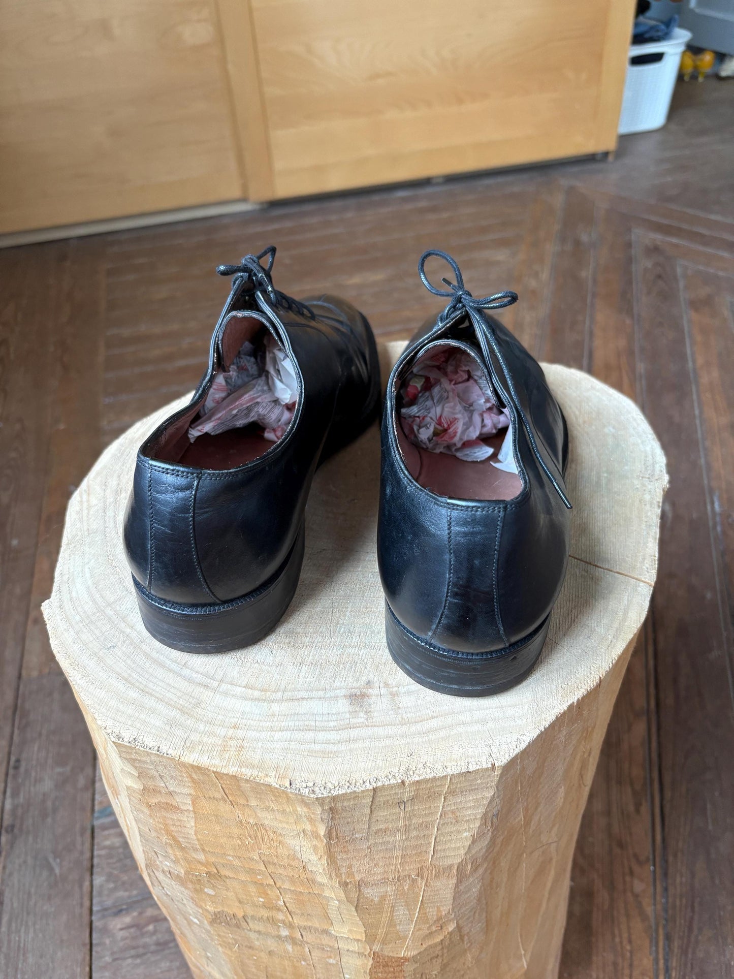 Vintage LOEWE Black Leather Derby Shoes – Size 44, Made in Spain, Timeless Classic Menswear, Loewe men shoes, Luxe dark academia wear