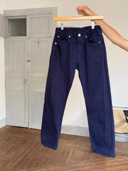 Vintage Navy Levi's 501 Jeans — additional view 10