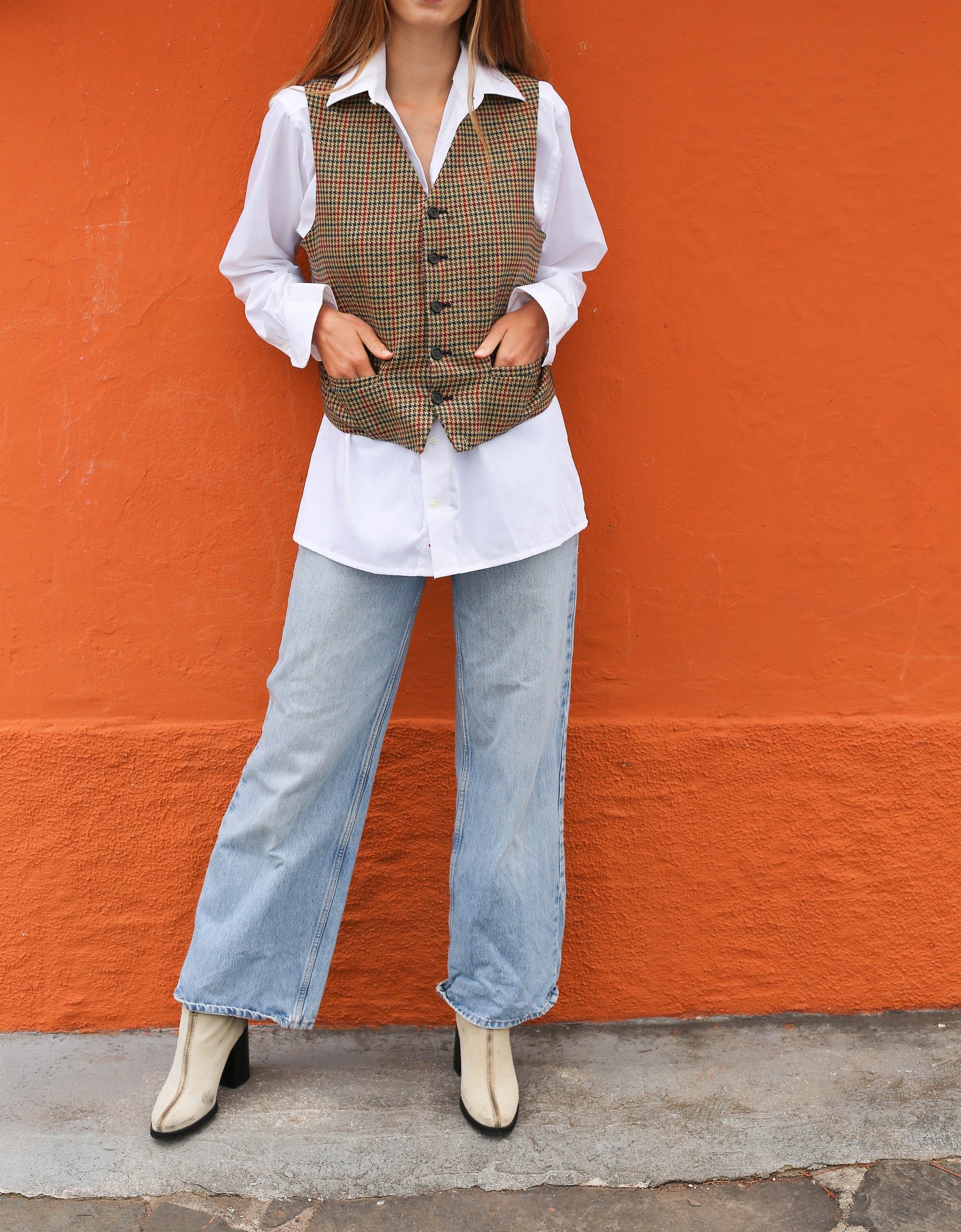 Vintage unisex oversized 80s dogtooth pattern shepherd's plaid blue brown wool vest, smart casual