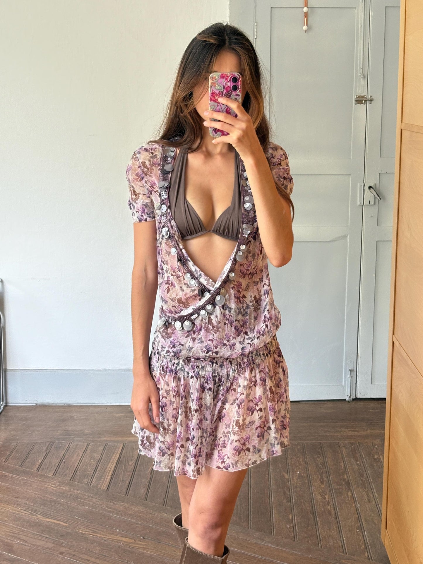 Liu Jo sheer floral dress, cotton feel, relaxed fit, deep V neckline, embellished collar, bohemian summer vibe, US S, beach cover, up