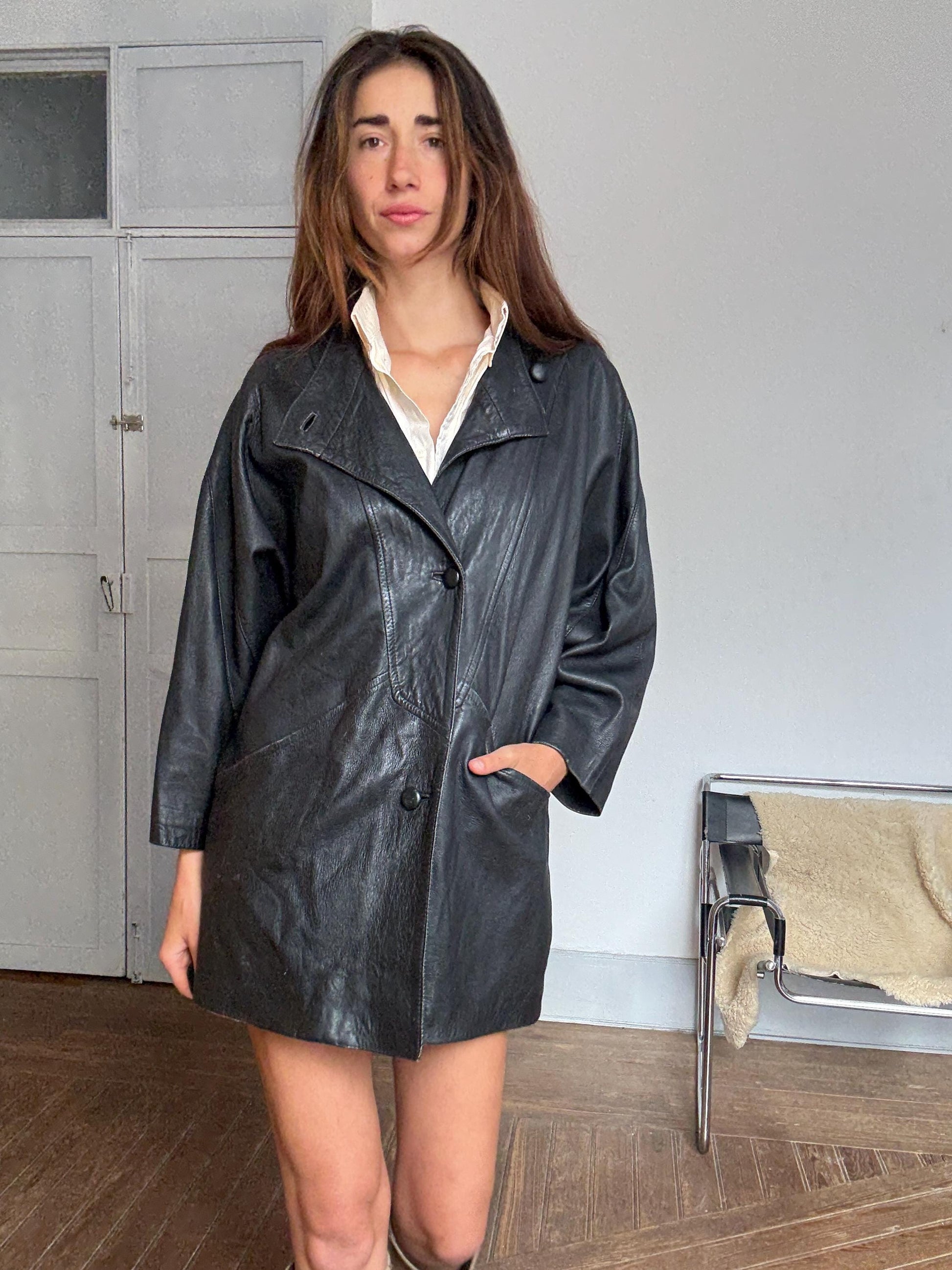 Vintage Black Leather Oversized Coat | Real Sheepskin Leather Jacket | 80s Style | Boxy Fit | Grunge Chic | Size L-XL | Statement Piece