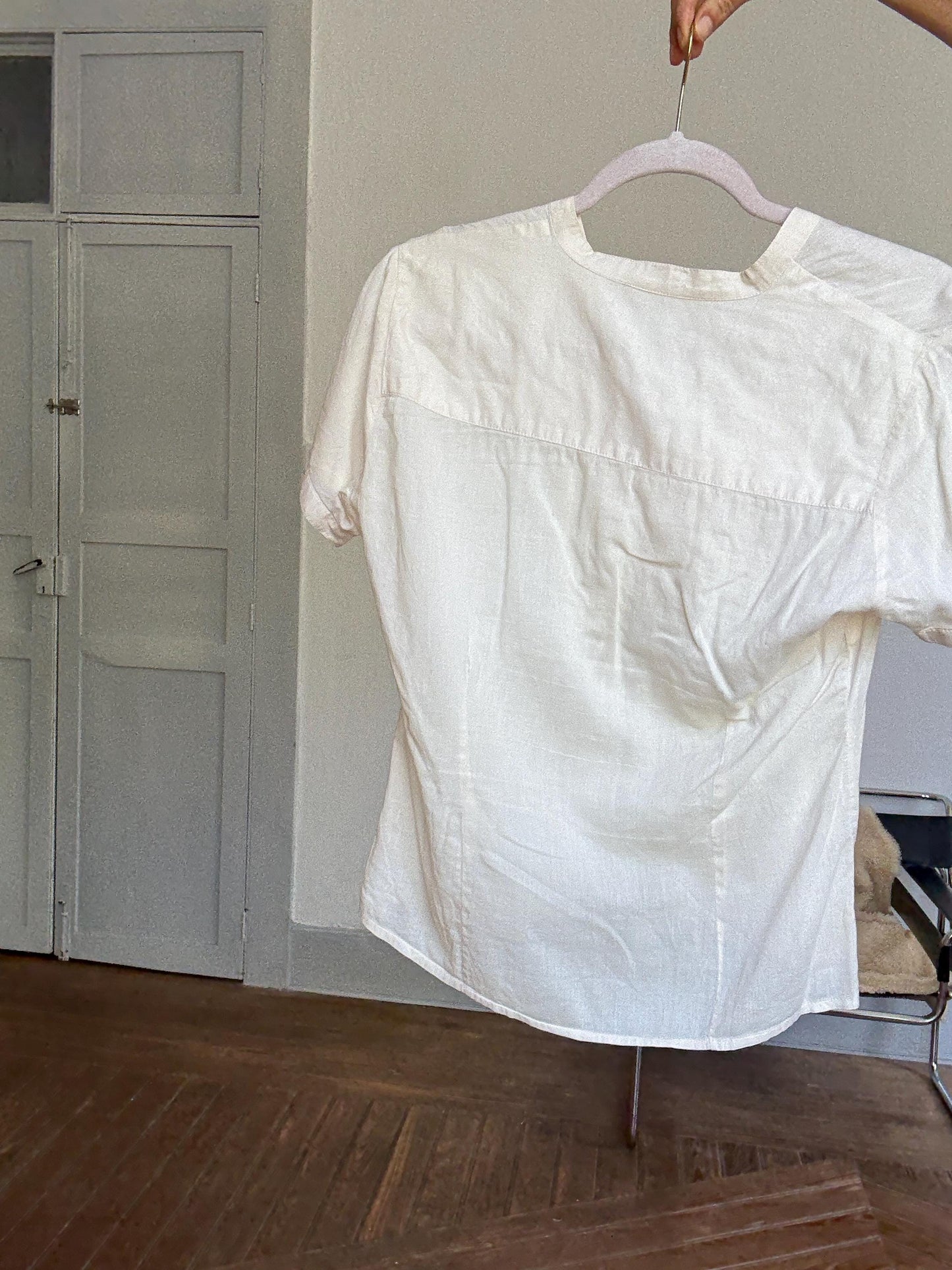Romantic vintage ruffle blouse in 100% cotton – soft cream, dark academia aesthetic, cottagecore vibes
