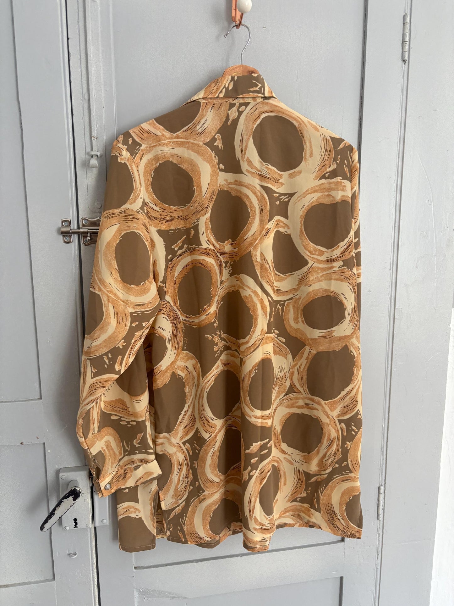 Vintage groovy abstract print summer blouse, oversized fit, breezy and cool, 70s retro vibes,