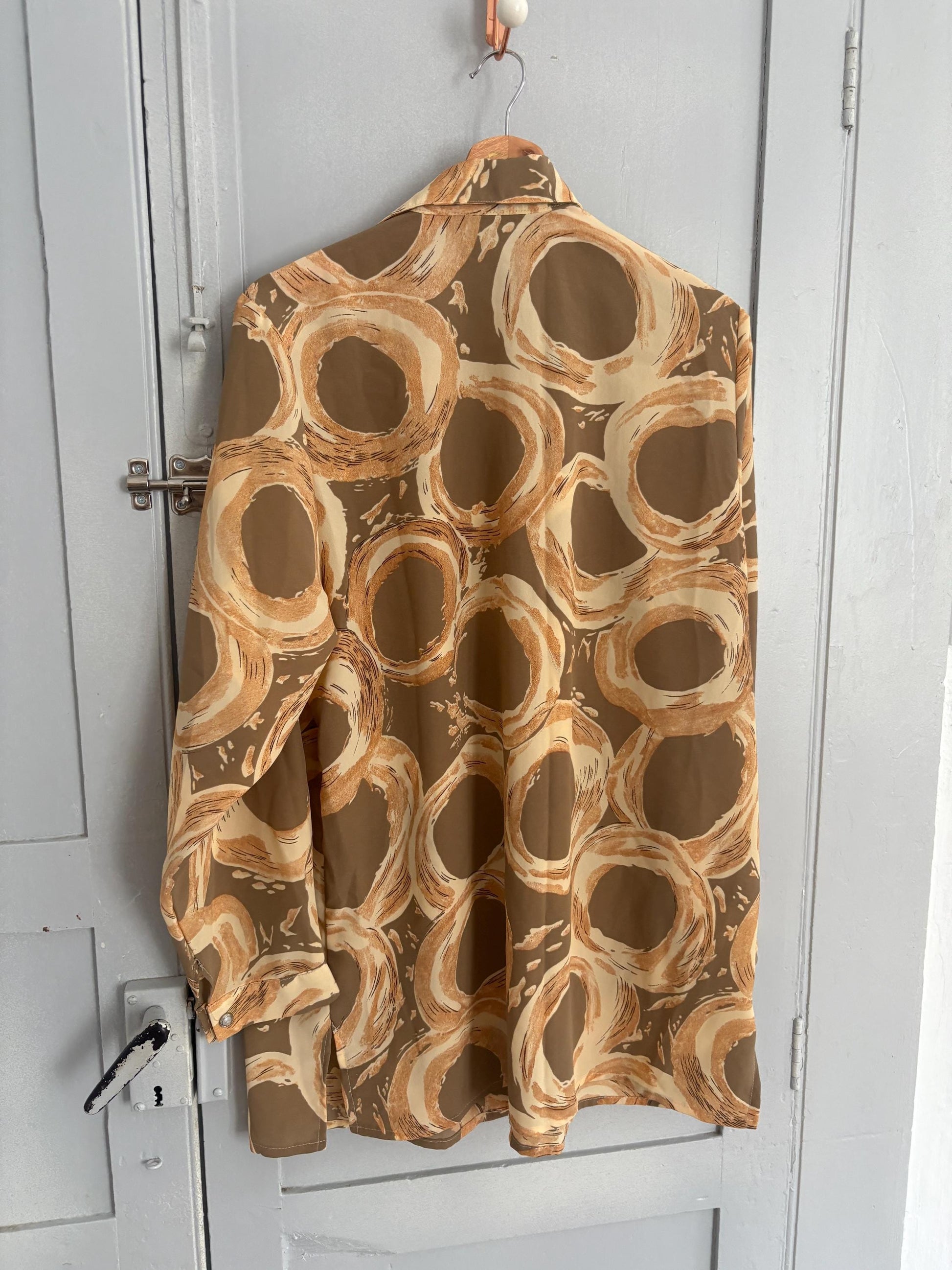 Vintage groovy abstract print summer blouse, oversized fit, breezy and cool, 70s retro vibes,