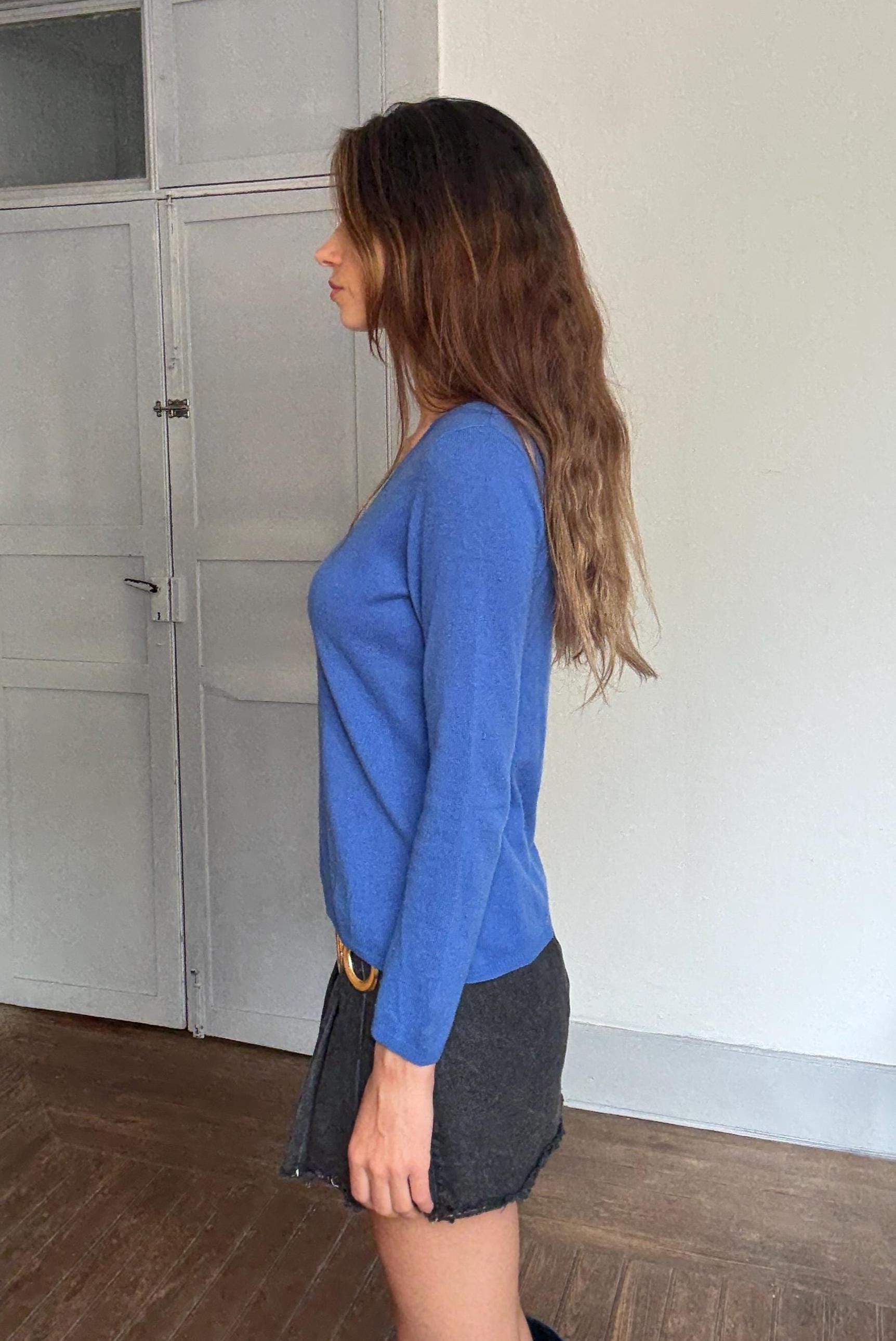 Cobalt Blue 100% Cashmere V-Neck Sweater — fabric close-up