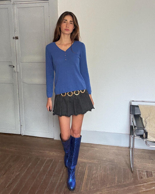 Vintage Caroll Paris 100% Cashmere Sweater in Cobalt Blue – Soft V-Neck Pullover, Timeless French Knit, Secondhand Treasure