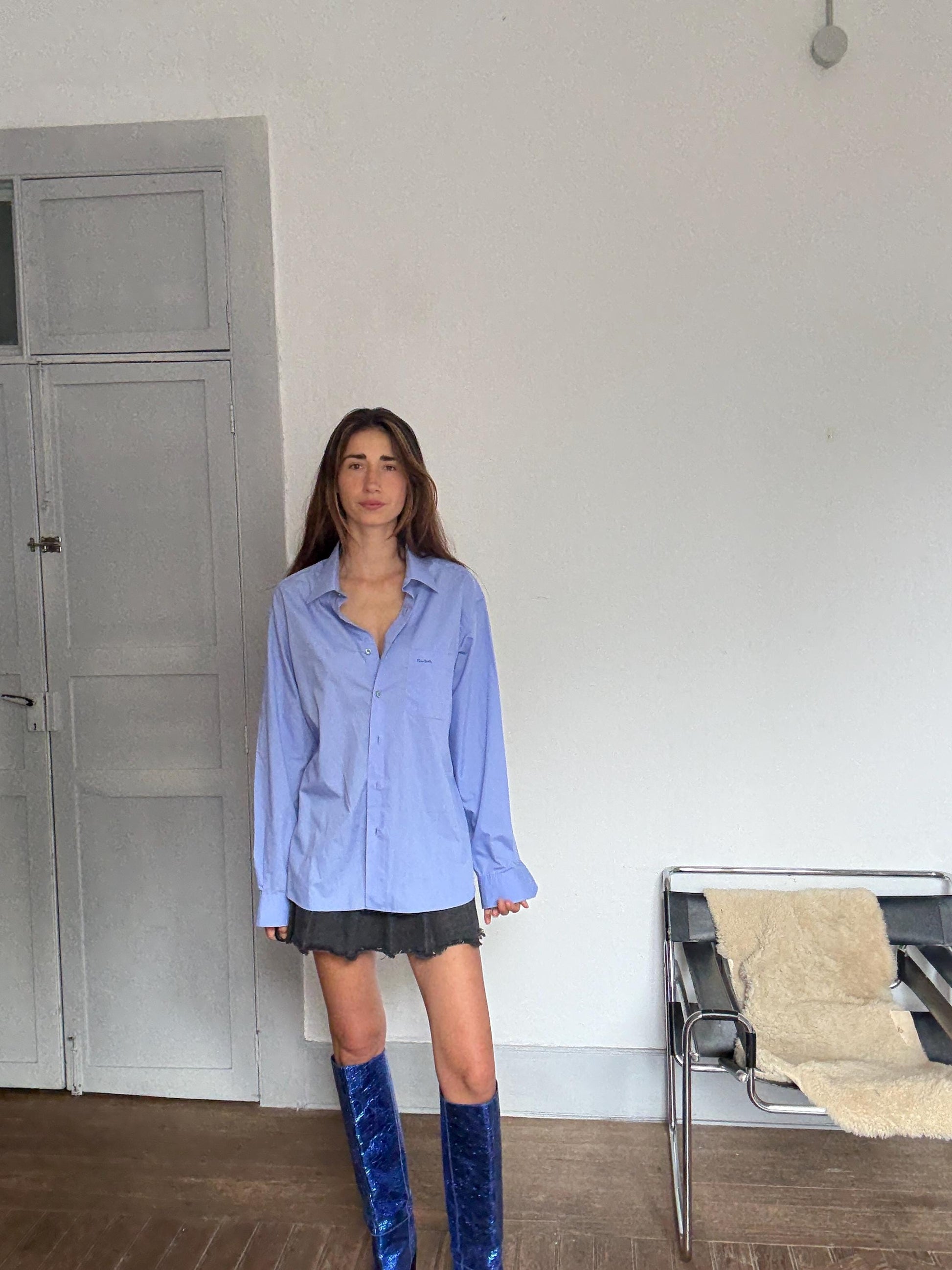 Vintage Pierre Cardin Classic Blue Shirt – Unisex Oversized Button-Up, 80s Style in Cotton Blend, Menswear-Inspired, Size L