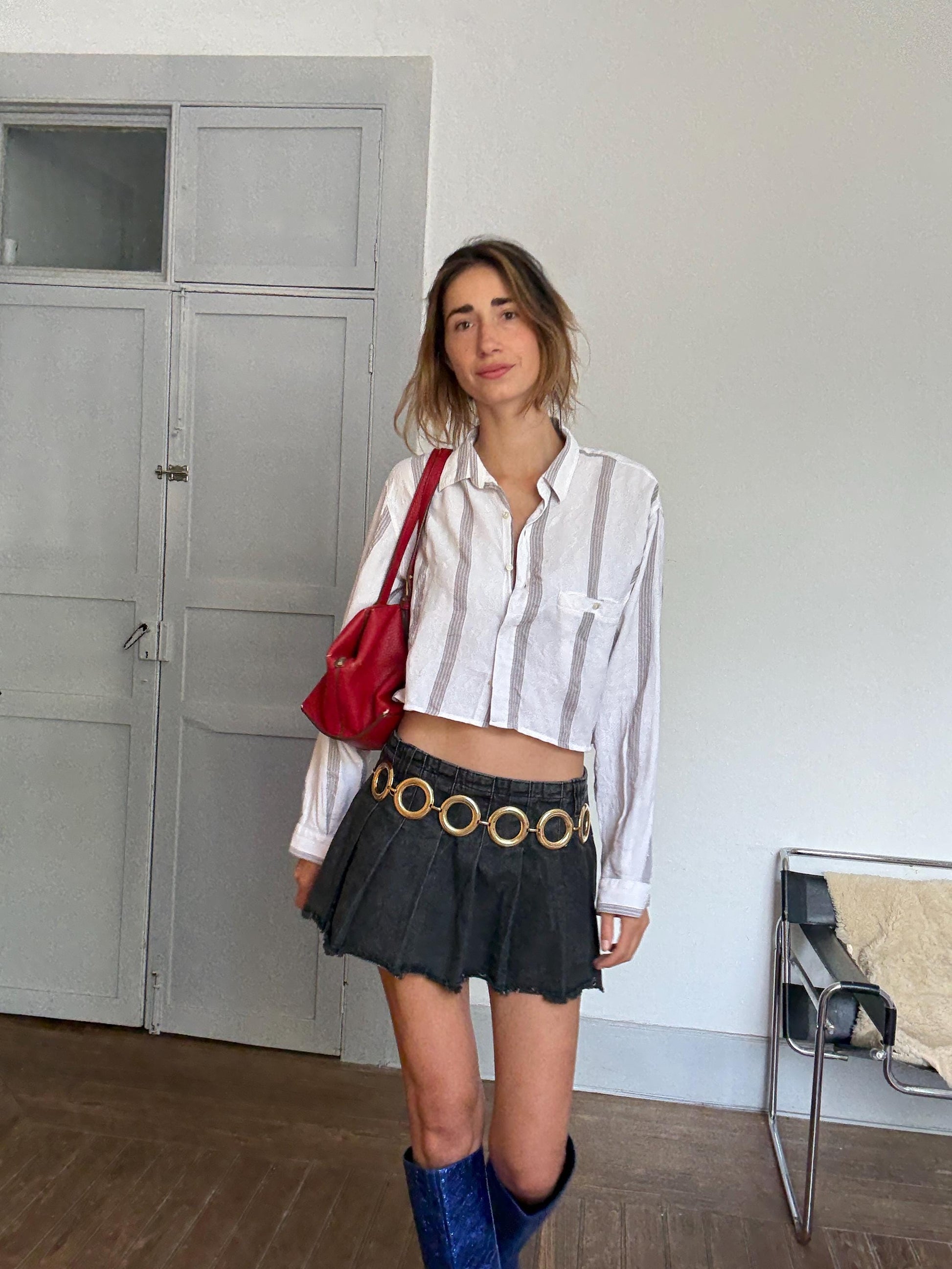 Reworked Cropped Button-Up Shirt – Vintage Rivela in Textured Striped Fabric, Upcycled from Menswear, Soft Linen Feel, Size M