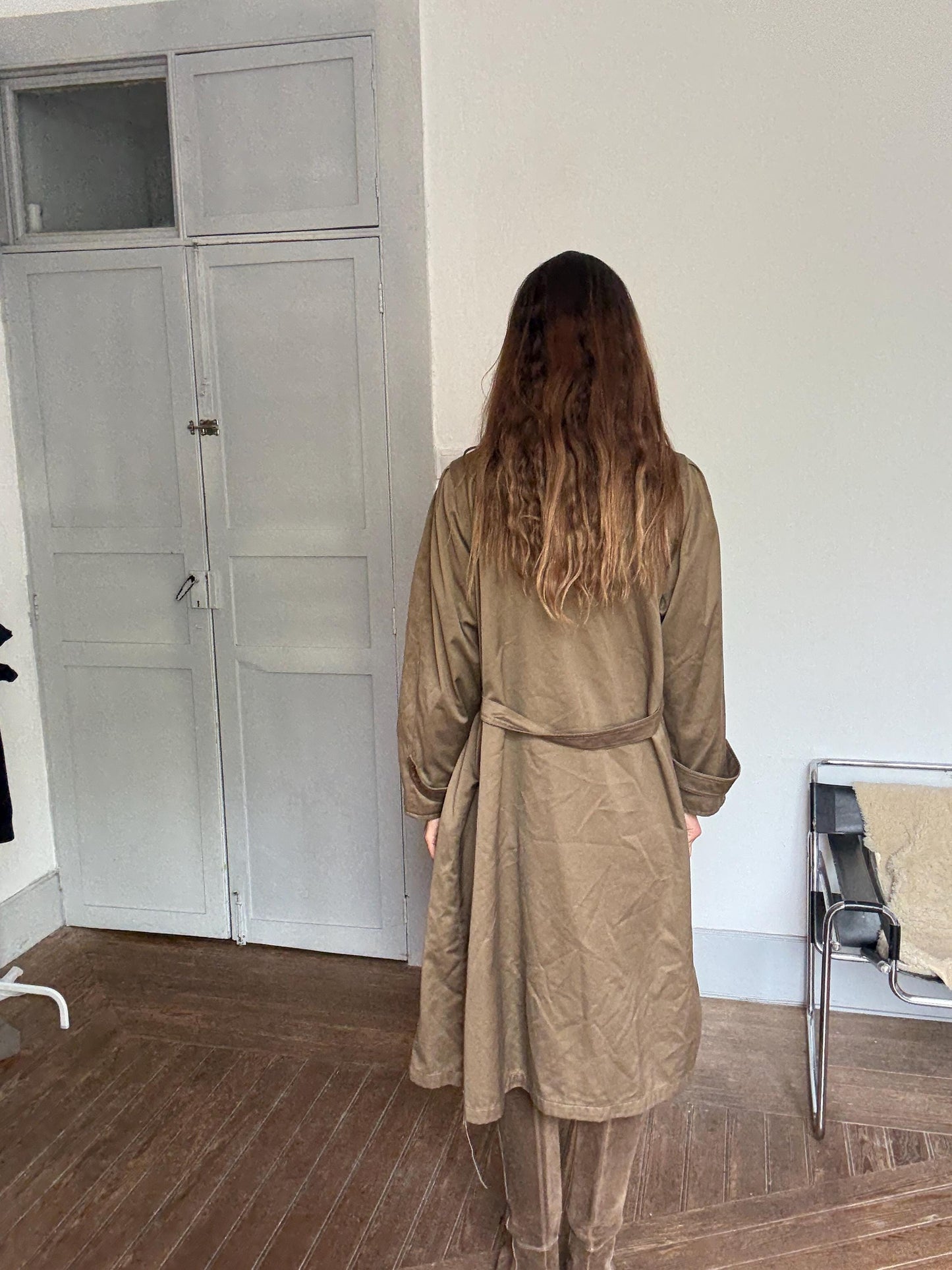UNISEX Vintage Oversized Trench Coat – Long Brown Classic – Minimalist Fall Layer – Size M/L