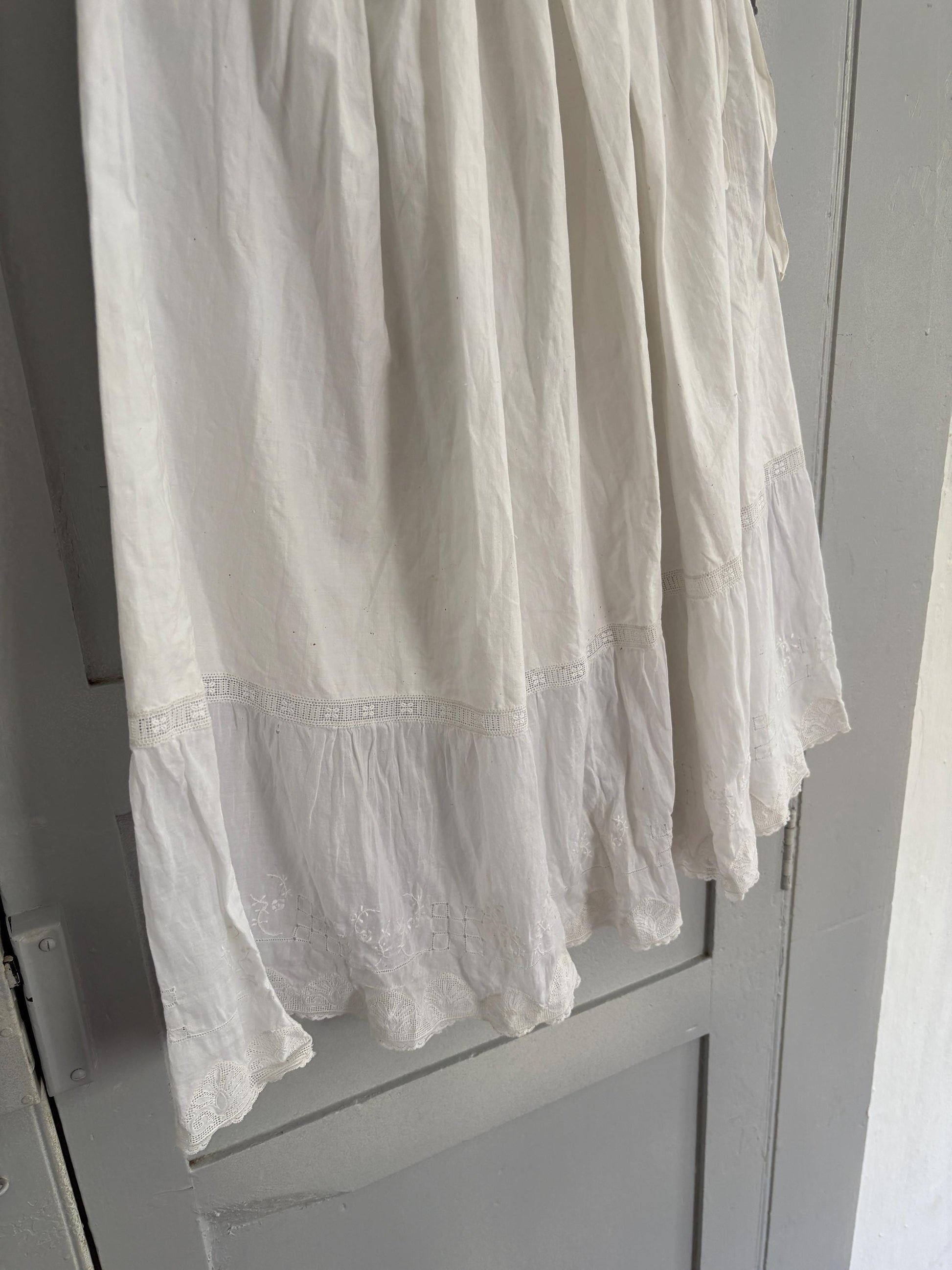 Antique spanish skirt, handmade cotton petticoat vintage white underskirt with embroidery, cottagecore romantic lace hem midi skirt