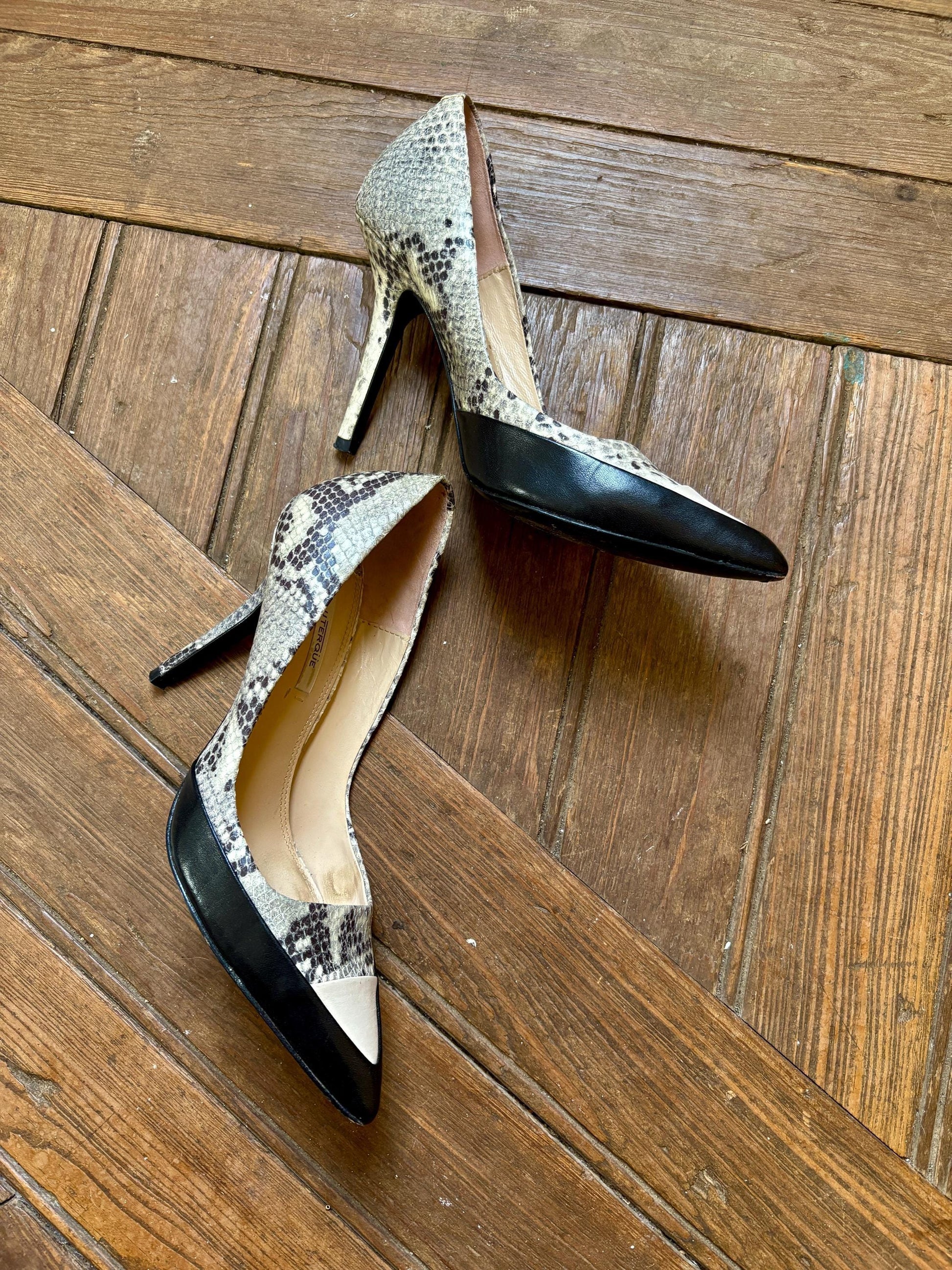 Uterque snake print high heel, designer shoe with small stiletto 10 cm heel, luxury designer shoe, size 38