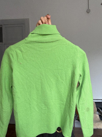 Vintage Green Merino Wool Turtleneck Sweater — additional view 10
