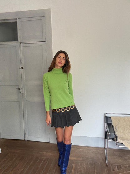 Vintage Green Merino Wool Turtleneck Sweater — fabric close-up