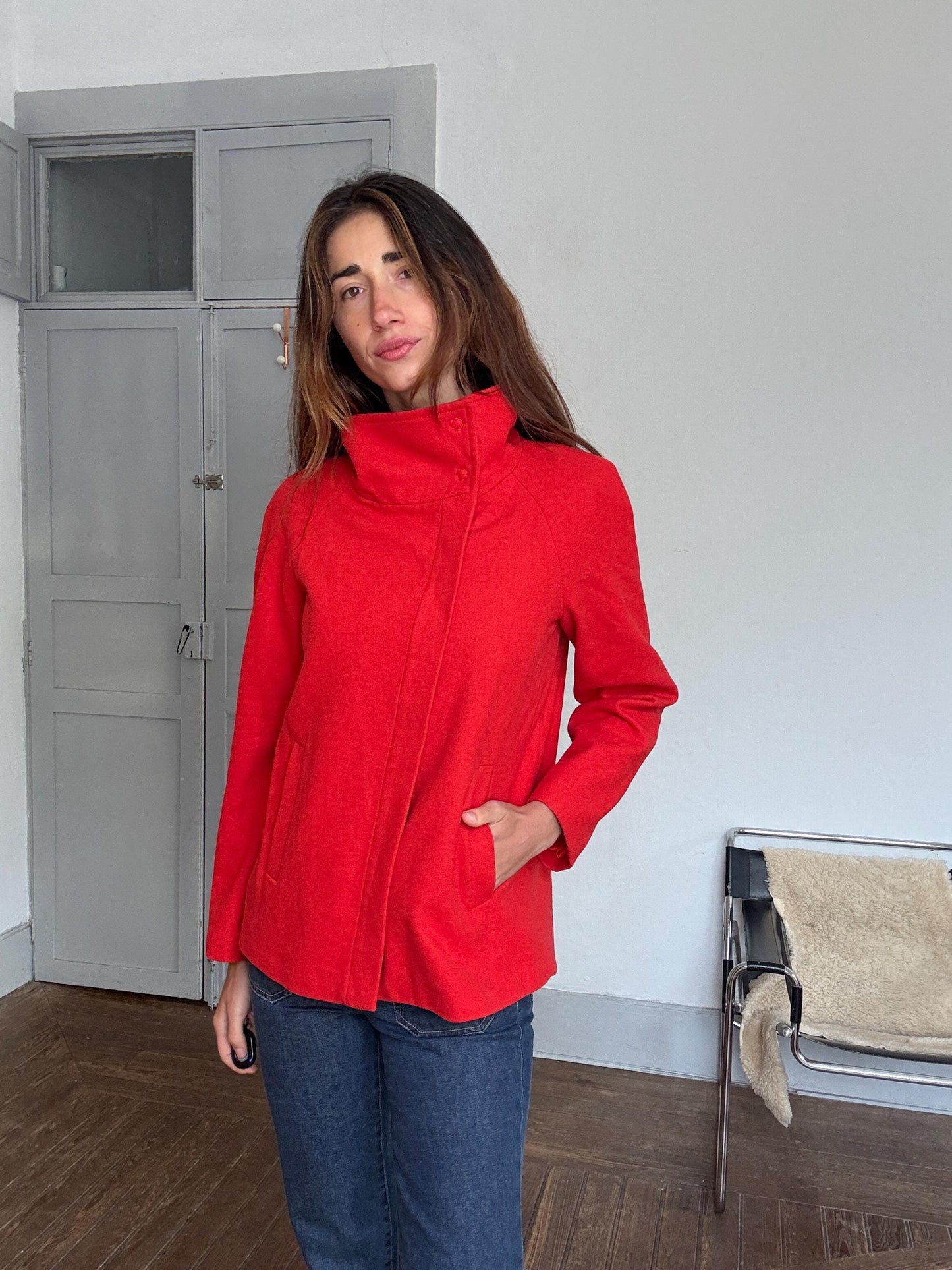 Vintage Benetton red wool coat – bright statement outerwear, size EU 38/FR 38/US 6, high collar, minimalist zip, 2000s style