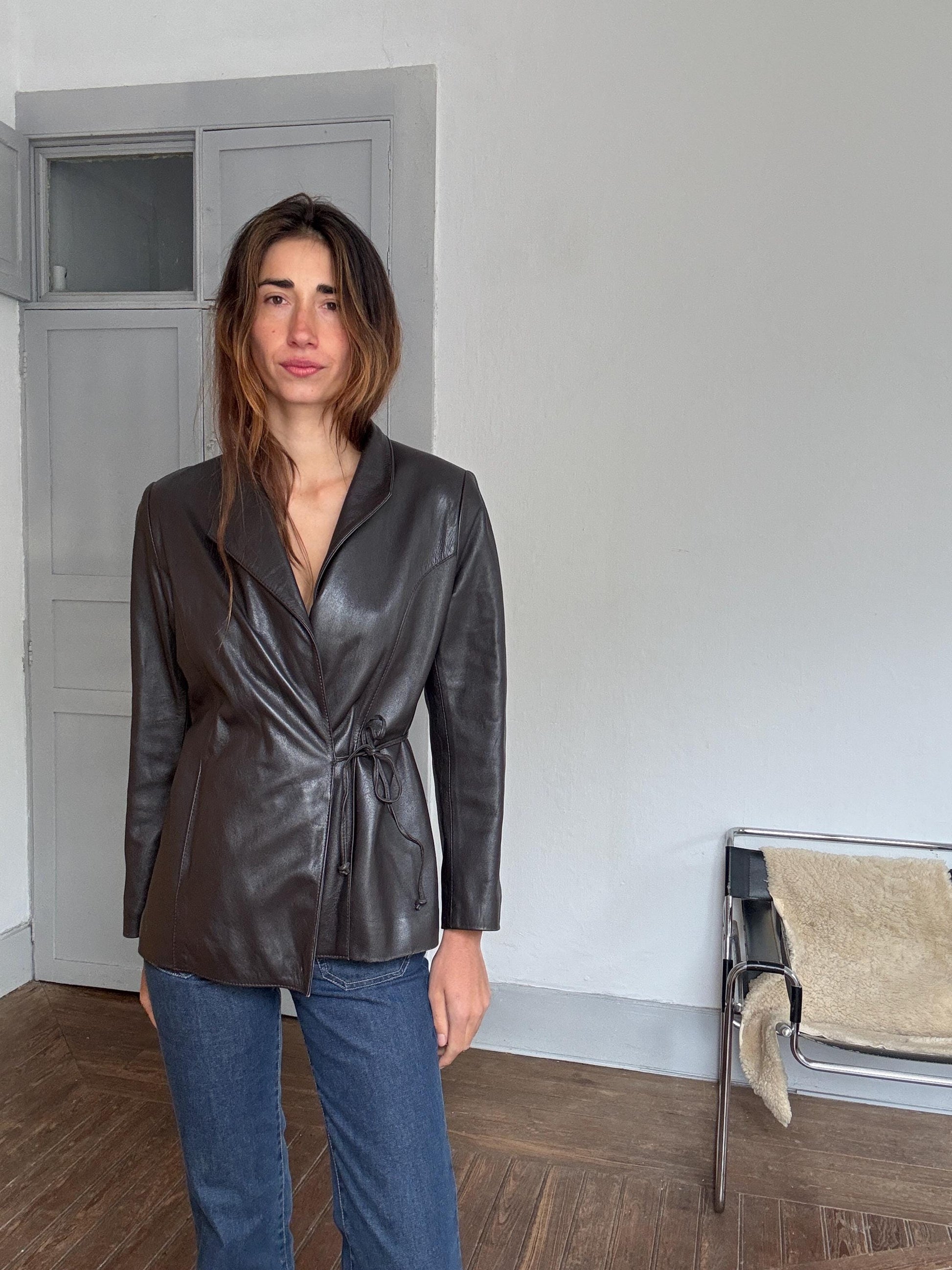 Vintage Casa Lopez leather jacket – genuine sheep leather, brown wrap blazer style, tag size M, soft lining, timeless fit