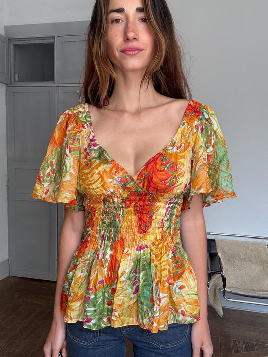 Vintage silk summer blouse – 100% silk floral print top with flutter sleeves, dreamy feminine lightweight fit, bright boho top