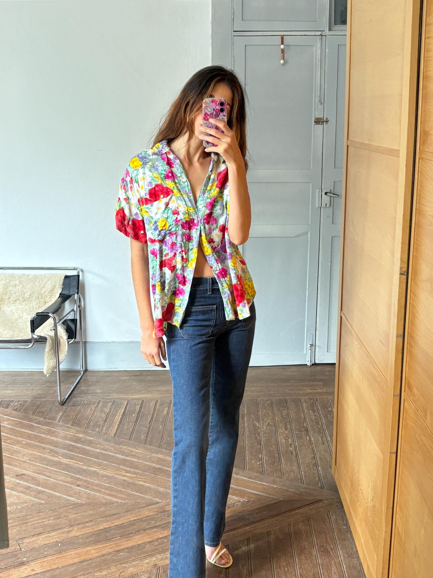 Vintage floral summer blouse – unisex button-up shirt, bold colorful print, size 41/42, , tie-knot top, 80s/90s retro style