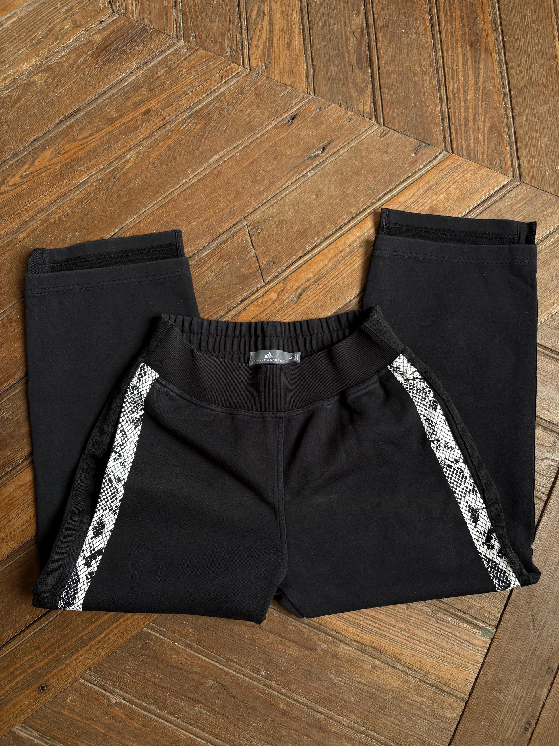 Vintage Adidas by Stella McCartney Black Cropped Track Pants with Snakeskin Side Stripes – Size S