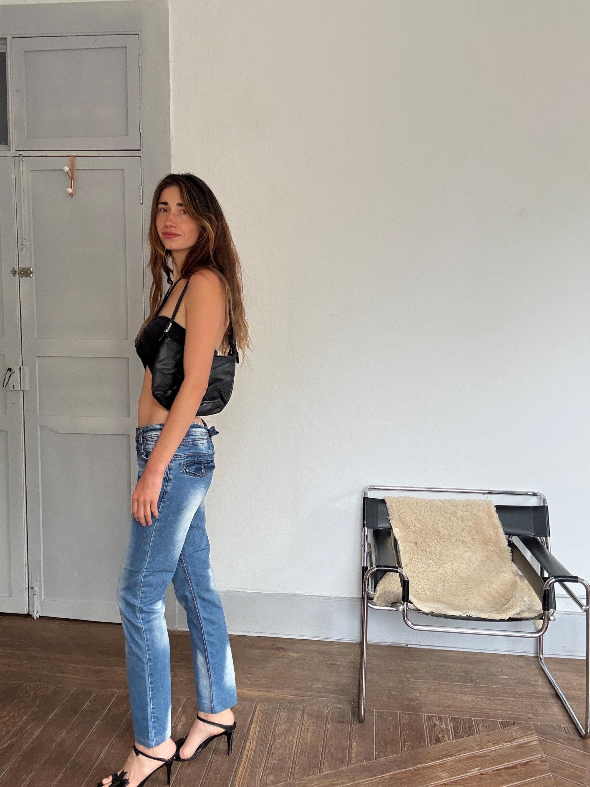 Vintage MEN's DSQUARED2 Jeans – Size 34, Distressed Mid-Wash Denim, Unisex Straight Leg Fit, Size M