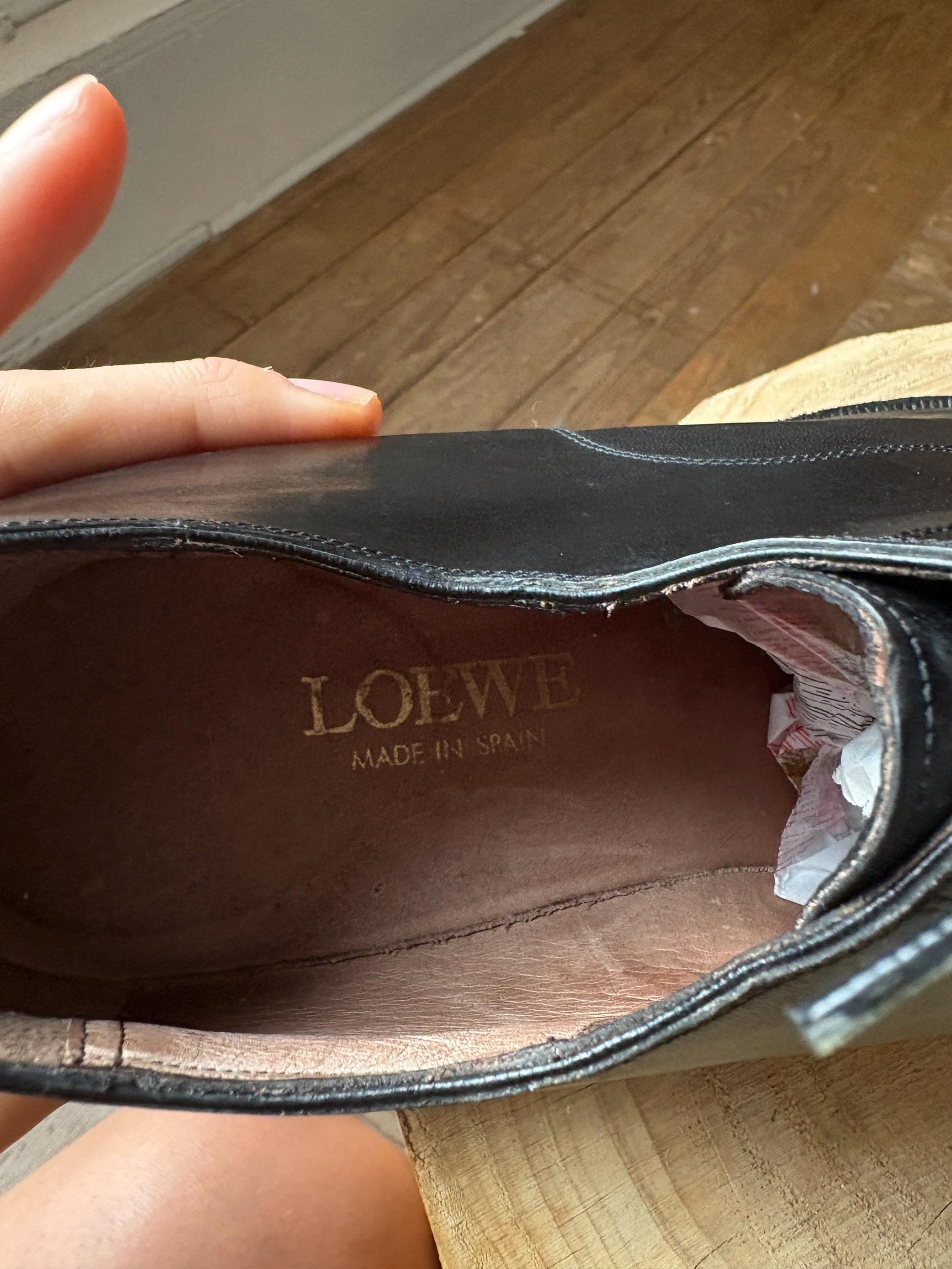 Vintage LOEWE Black Leather Derby Shoes – Size 44, Made in Spain, Timeless Classic Menswear, Loewe men shoes, Luxe dark academia wear