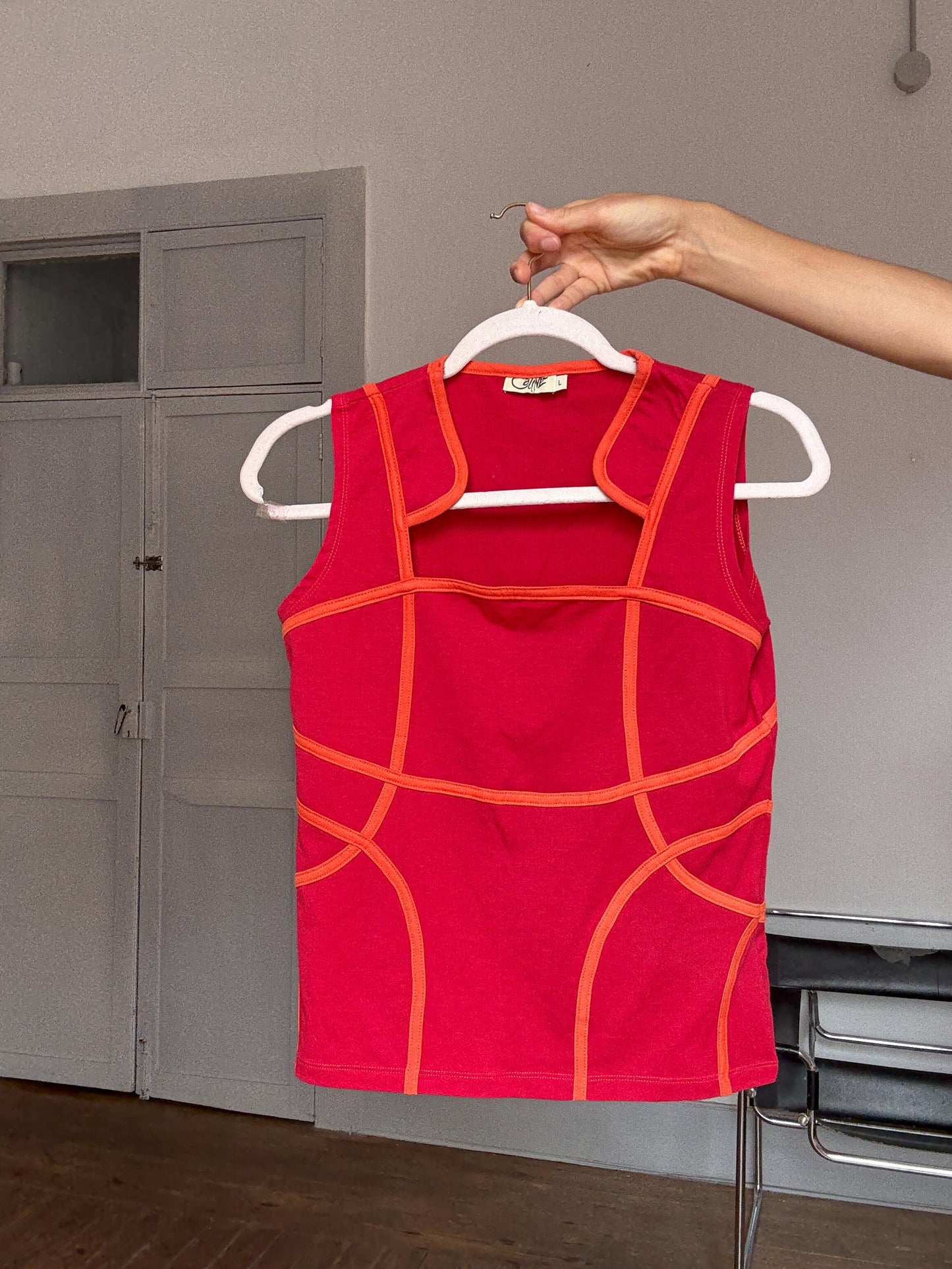 Y2K Vintage Futuristic Panel Top – Cyber Tank with Contrast Stitch – Spacecore Club Kid Aesthetic – Christina Milian Style, Size L