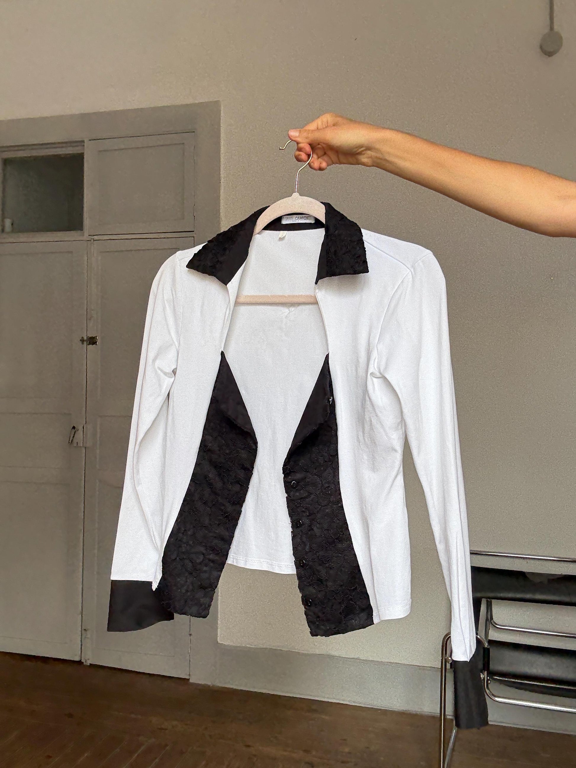 Vintage Nara Camicie Italy Romantic Lace Shirt – Black & White Corset Style Blouse – 90s Luxury Vibe – Worn Like Bella Hadid