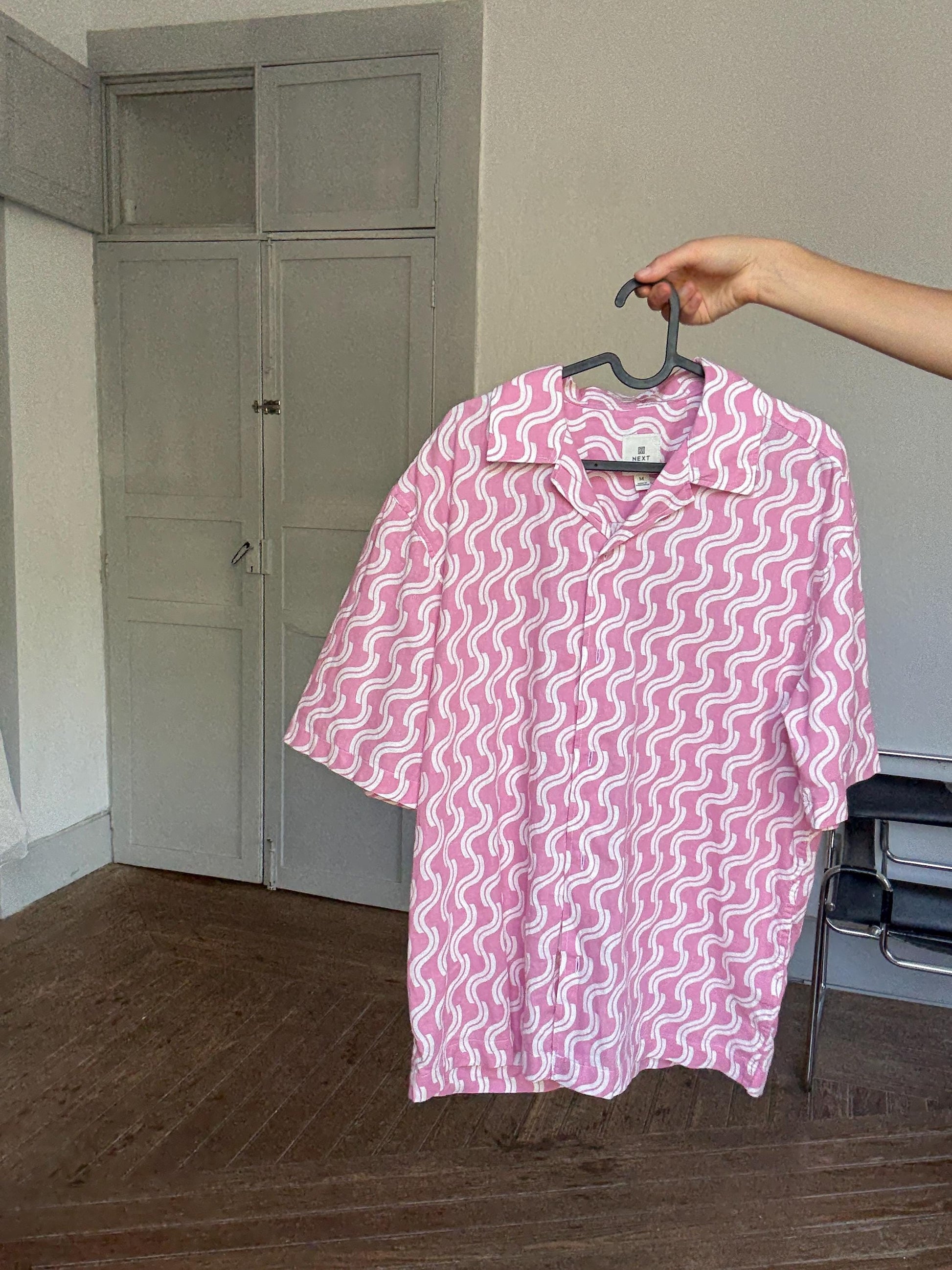 Vintage Groovy Pink Wave Shirt | Secondhand sustainable fashion, Unisex Festival Top | Size M