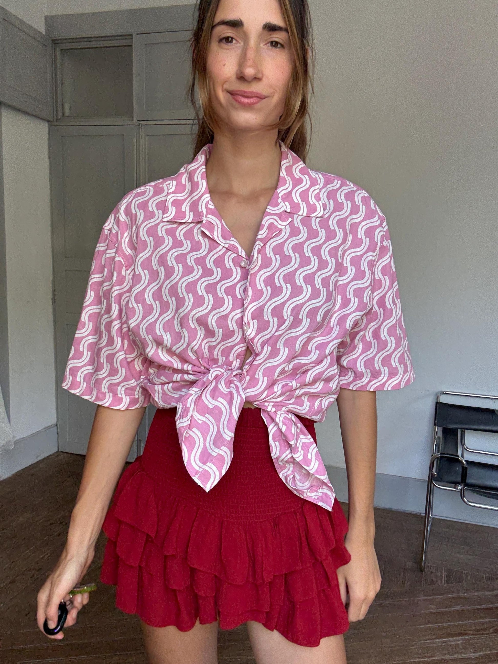Vintage Groovy Pink Wave Shirt | Secondhand sustainable fashion, Unisex Festival Top | Size M