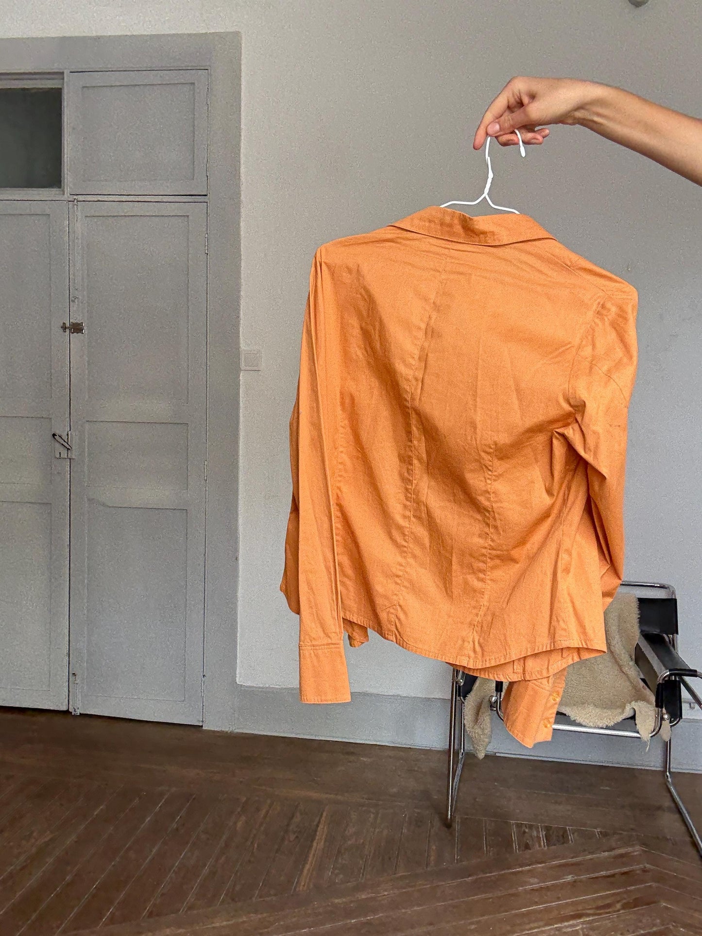 Y2K vintage orange button-down shirt – cotton stretch long sleeve top with tie front styling option (fits S-M)