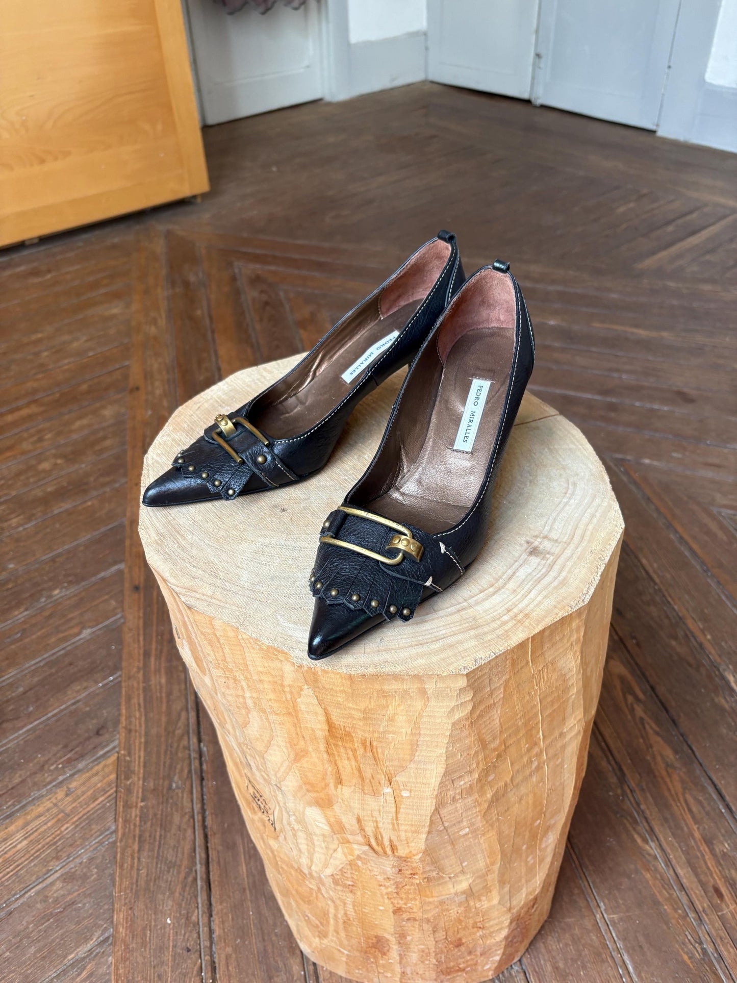 Vintage Pedro Miralles Heels – 90s Black Leather Pointed Toe Pumps, Size 37, Made in Spain, Unworn