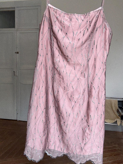 Vintage Y2K-style sparkly pink slip dress with scalloped hem – 90s party look, M
