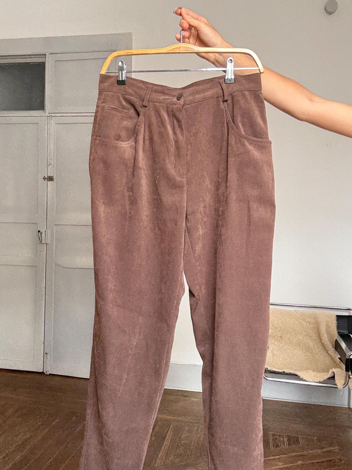 Vintage brown high waist trousers – dark academia aesthetic, flattering pleats, tapered leg, Earthy neutral wardrobe essential, size M/L