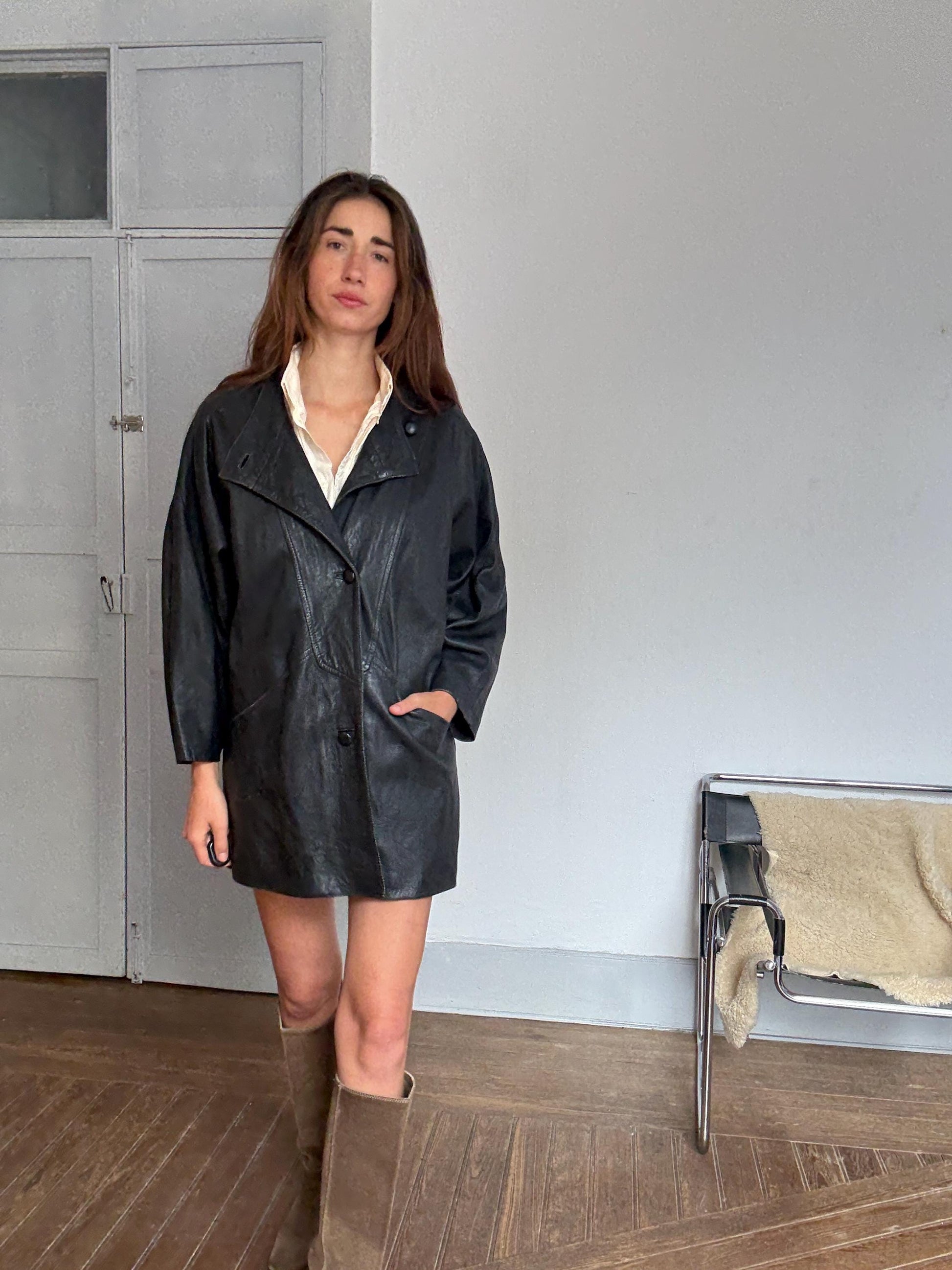 Vintage Black Leather Oversized Coat | Real Sheepskin Leather Jacket | 80s Style | Boxy Fit | Grunge Chic | Size L-XL | Statement Piece