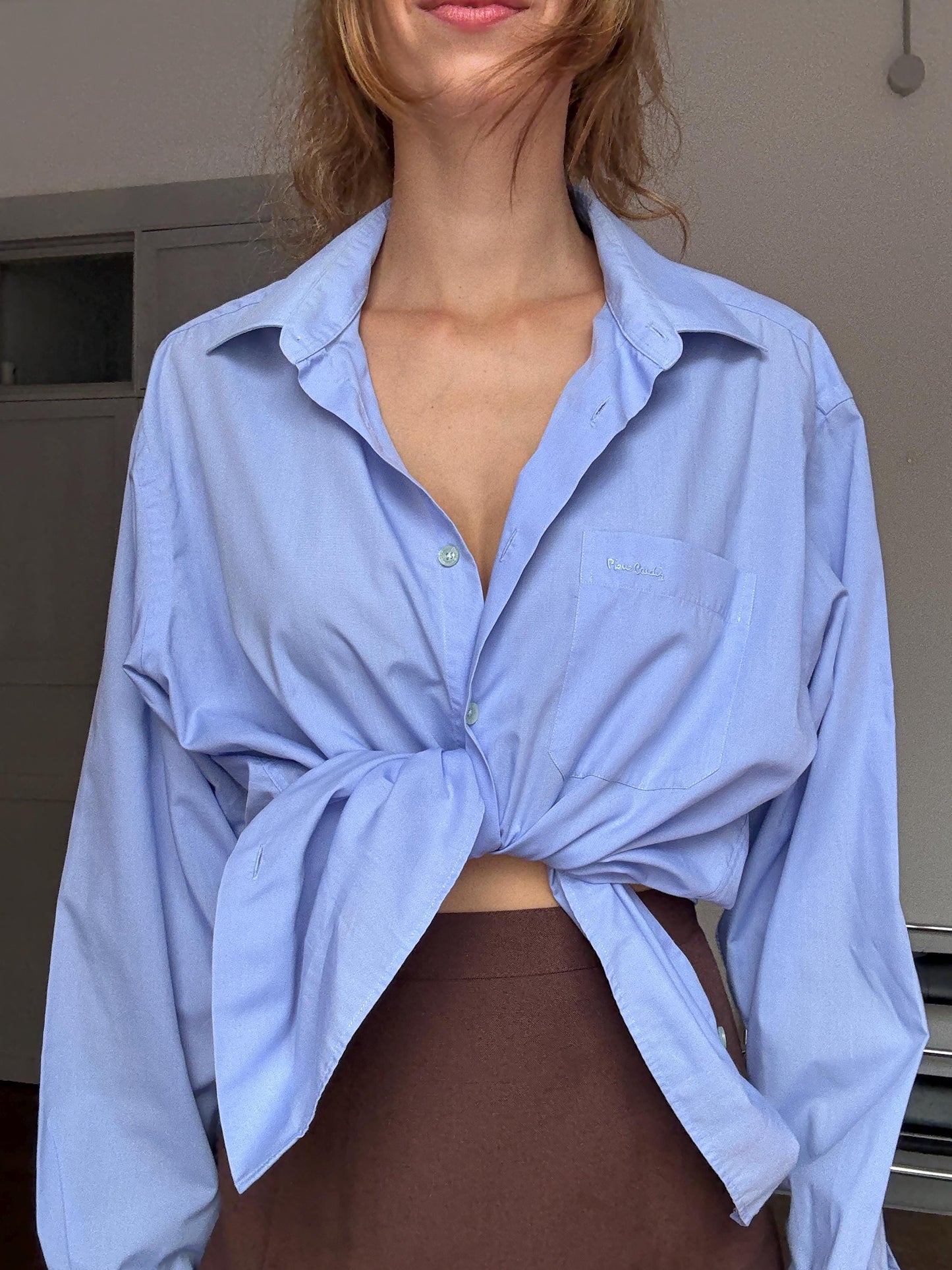 Vintage Pierre Cardin oversized button down shirt, size 43 – Scandi cool girl style à la Sofia Richie Grainge streetwear aesthetic