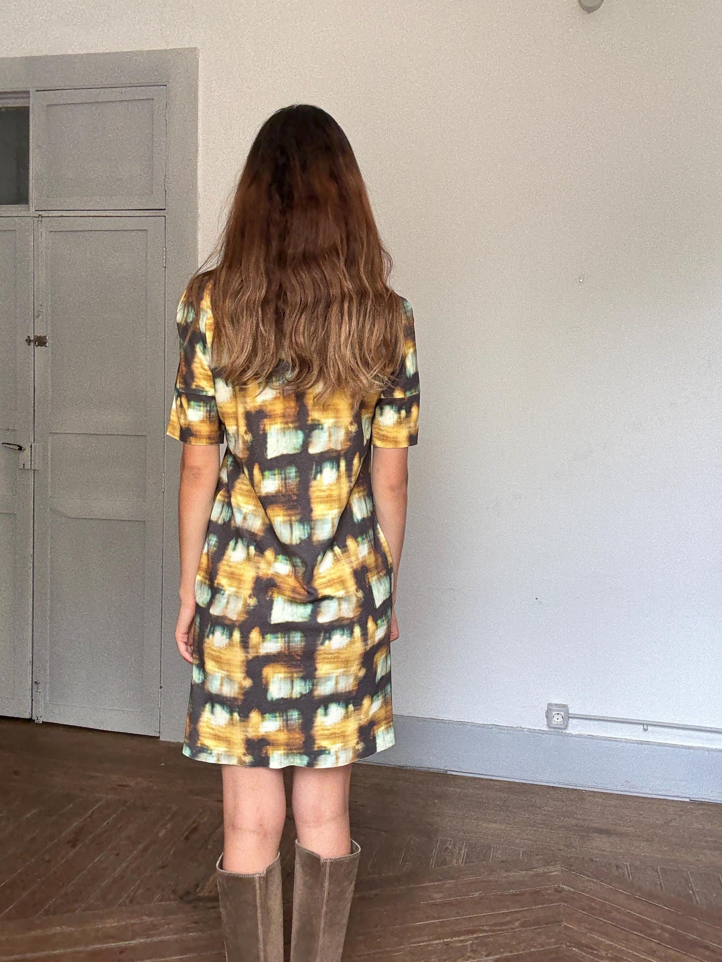COS Abstract Print Mini Dress | Earthy Luxe Summer Staple, Hidden Pockets & Art-Gallery Vibes, Size S