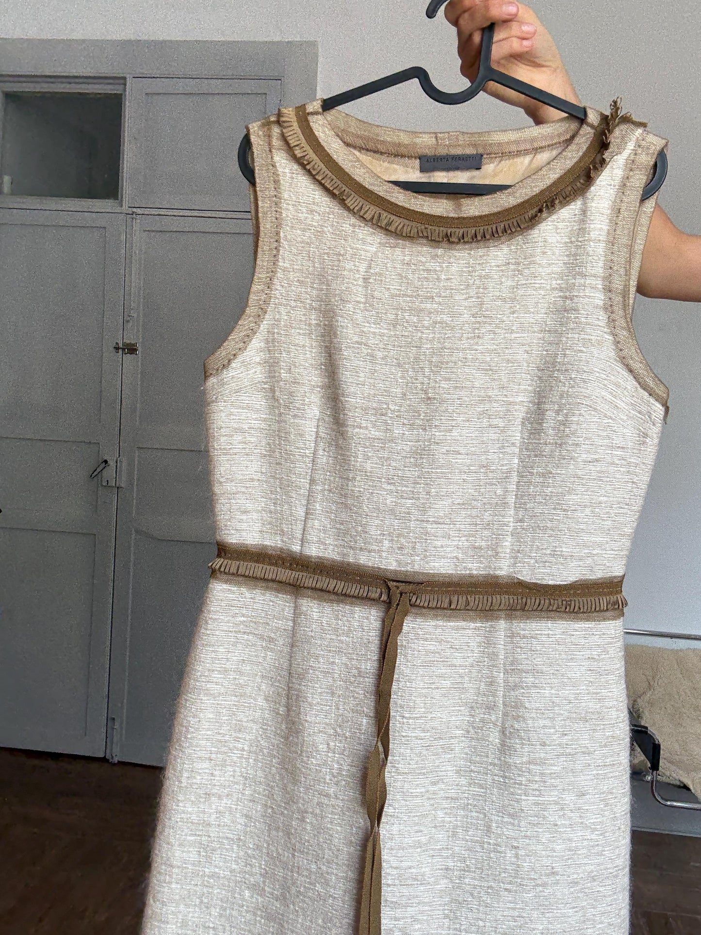 Alberta Ferretti Silk & Cashmere Designer Midi Dress – Elegant Beige Look à la Sofia Coppola or Carolyn Bessette-Kennedy Vibes